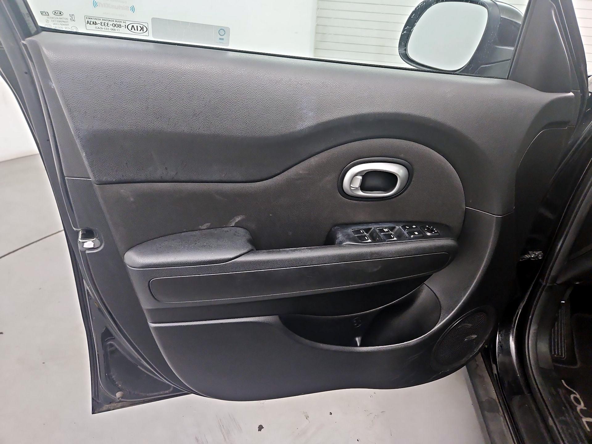 Thumbnail: 2019 Kia Soul - 12