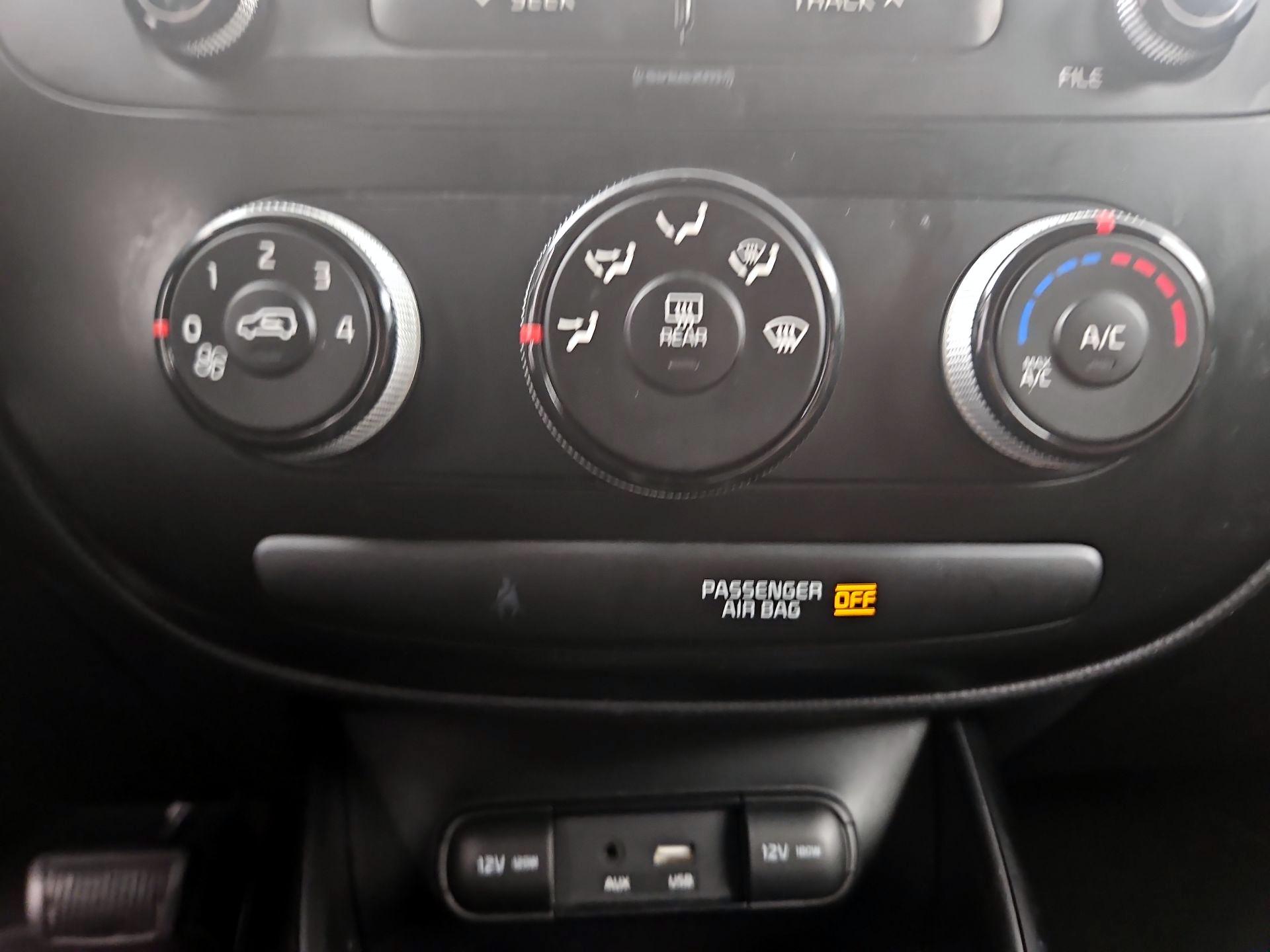 Thumbnail: 2019 Kia Soul - 16