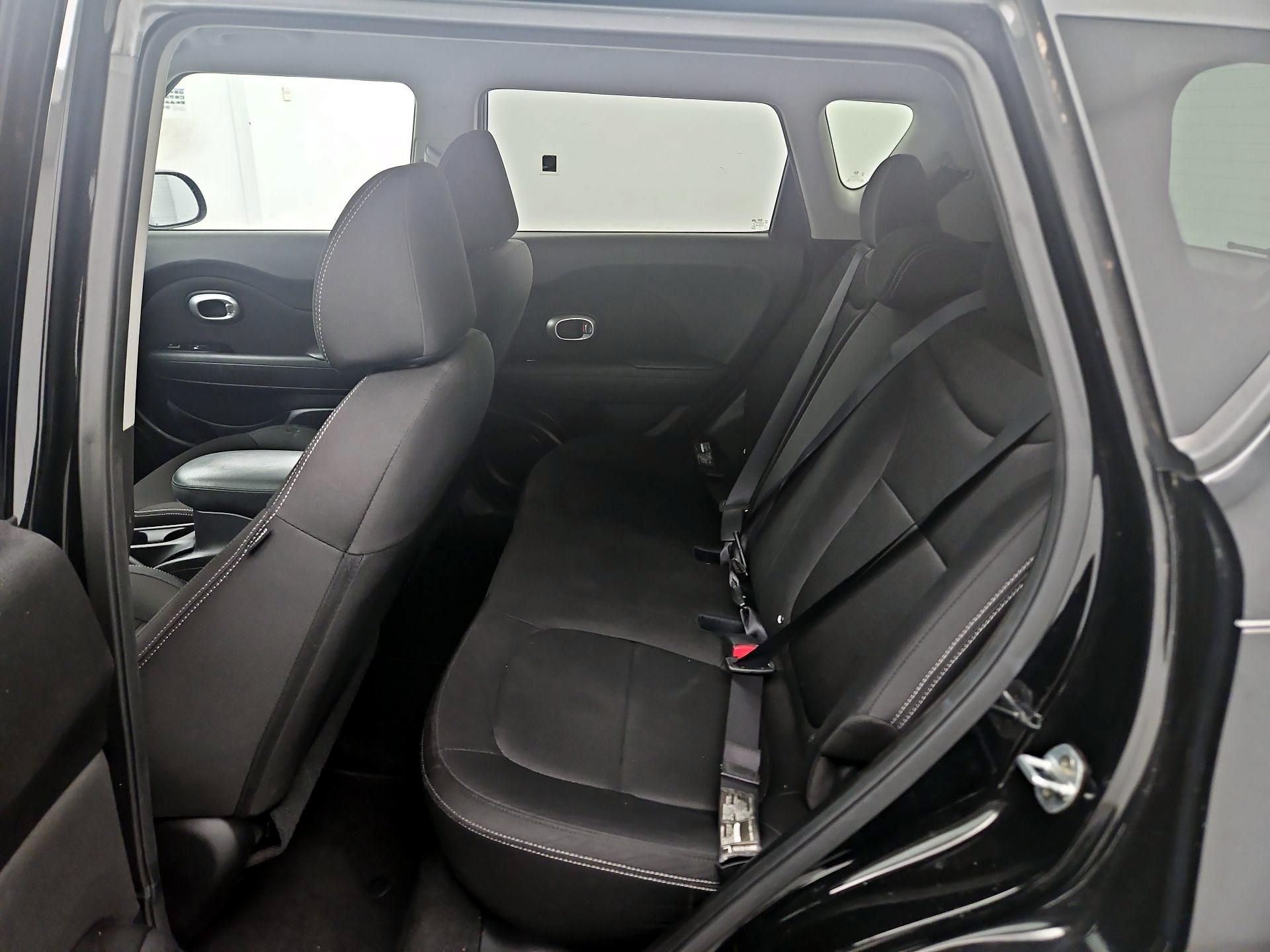 Thumbnail: 2019 Kia Soul - 19