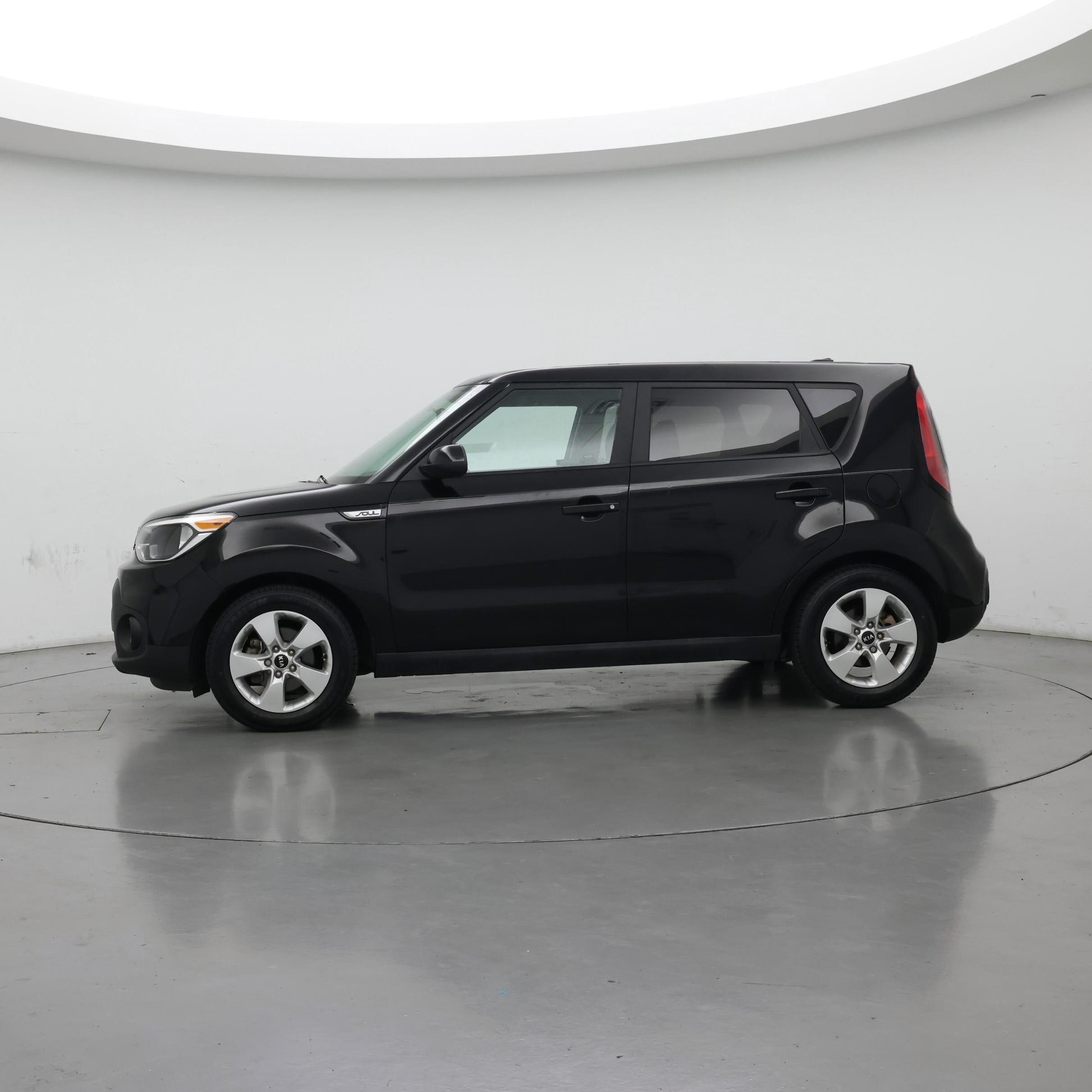 Thumbnail: 2019 Kia Soul - 3