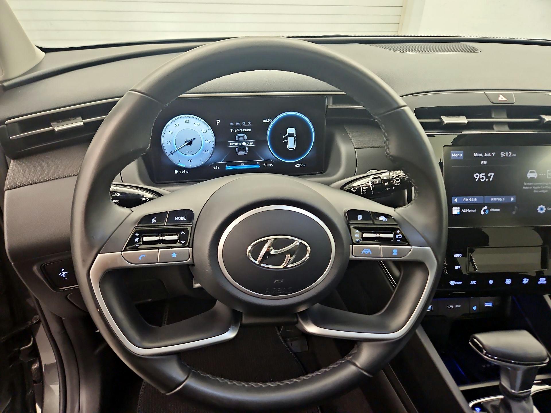 Thumbnail: 2022 Hyundai Tucson - 10