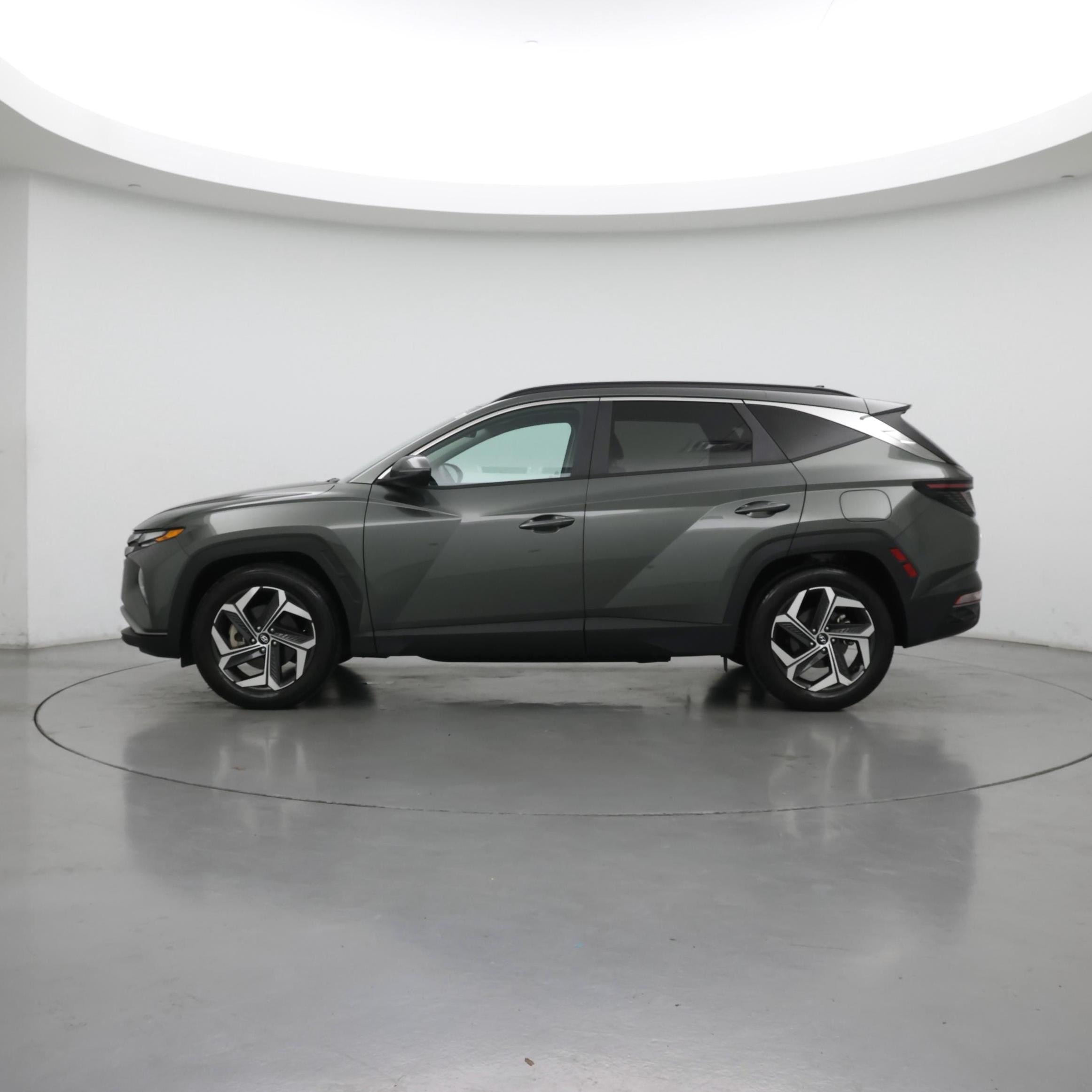 Thumbnail: 2022 Hyundai Tucson - 3