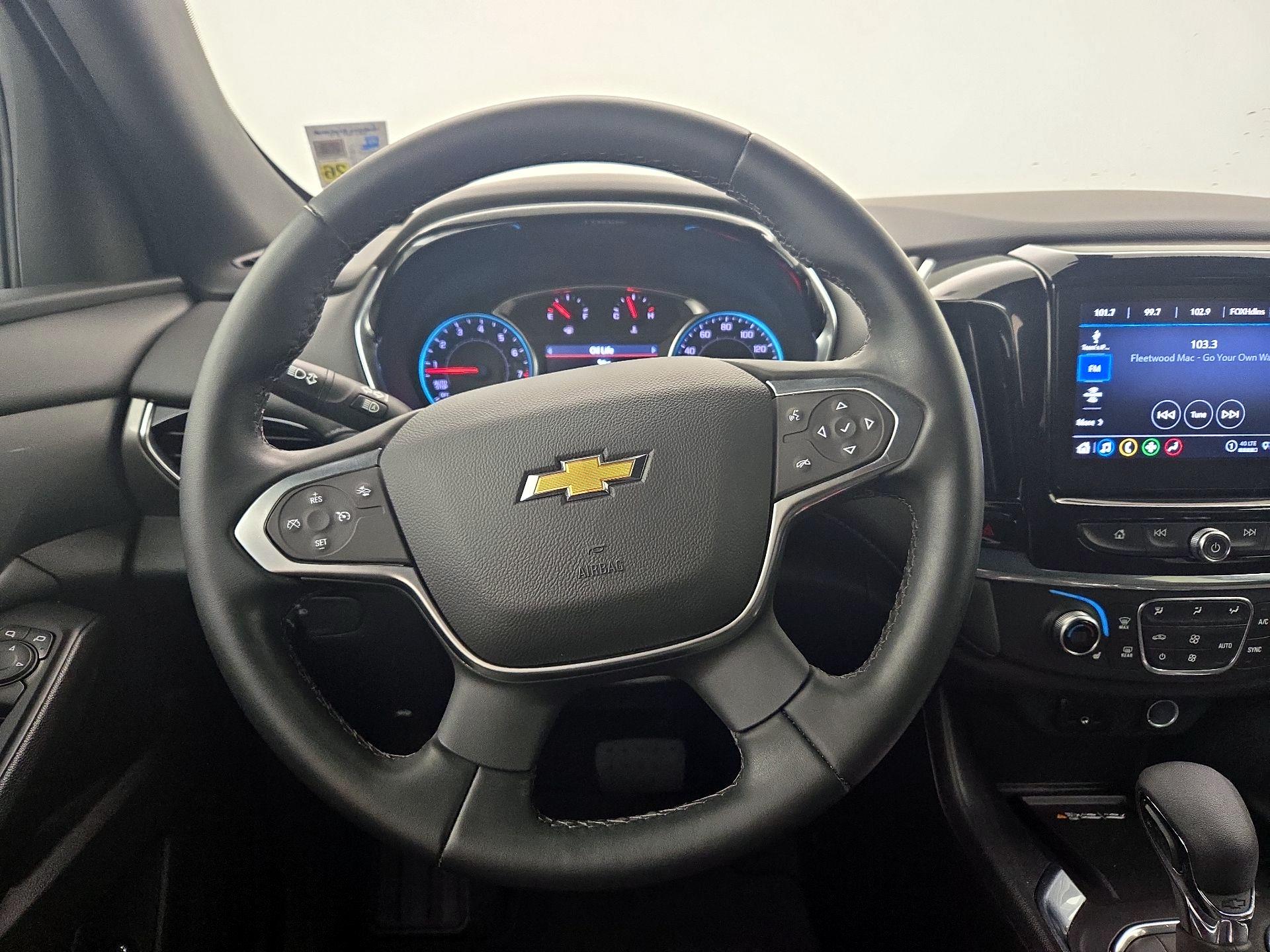 Thumbnail: 2023 Chevrolet Traverse - 10