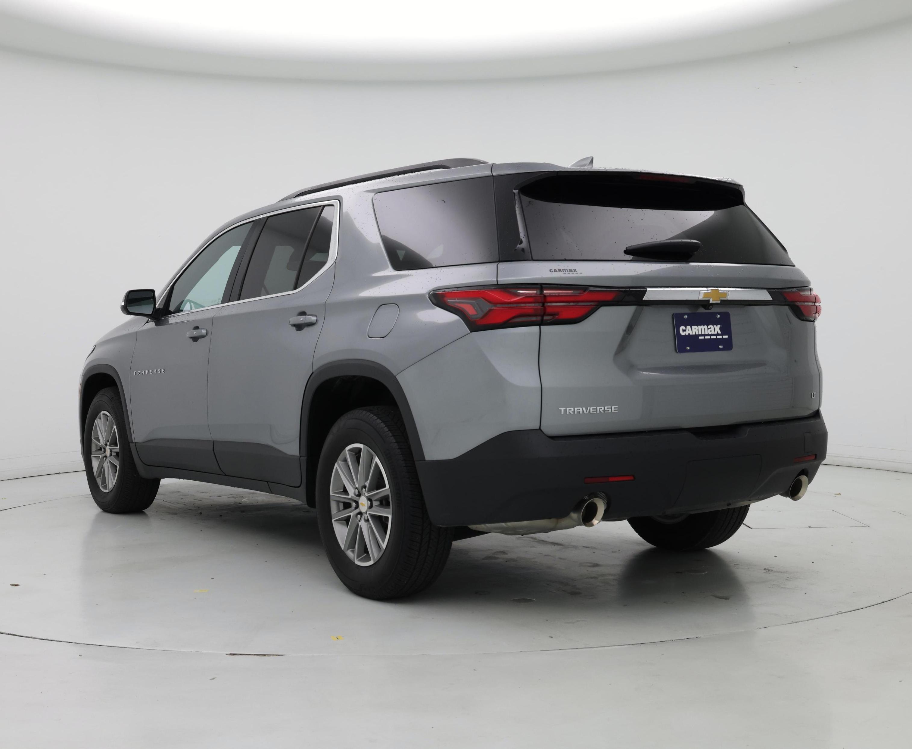 Thumbnail: 2023 Chevrolet Traverse - 2