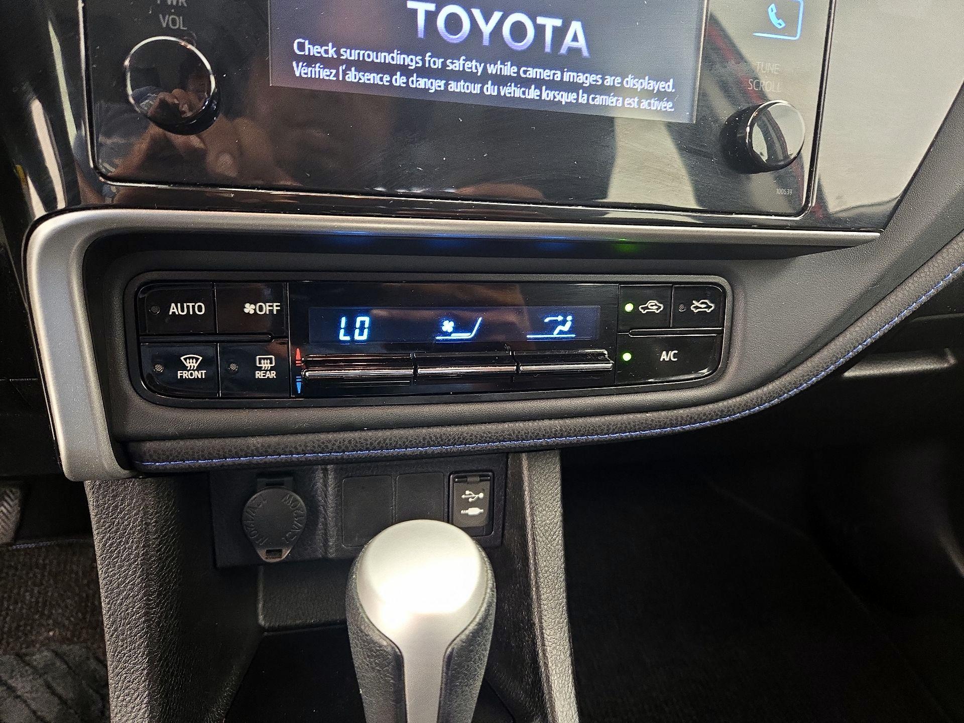 Thumbnail: 2018 Toyota Corolla - 16