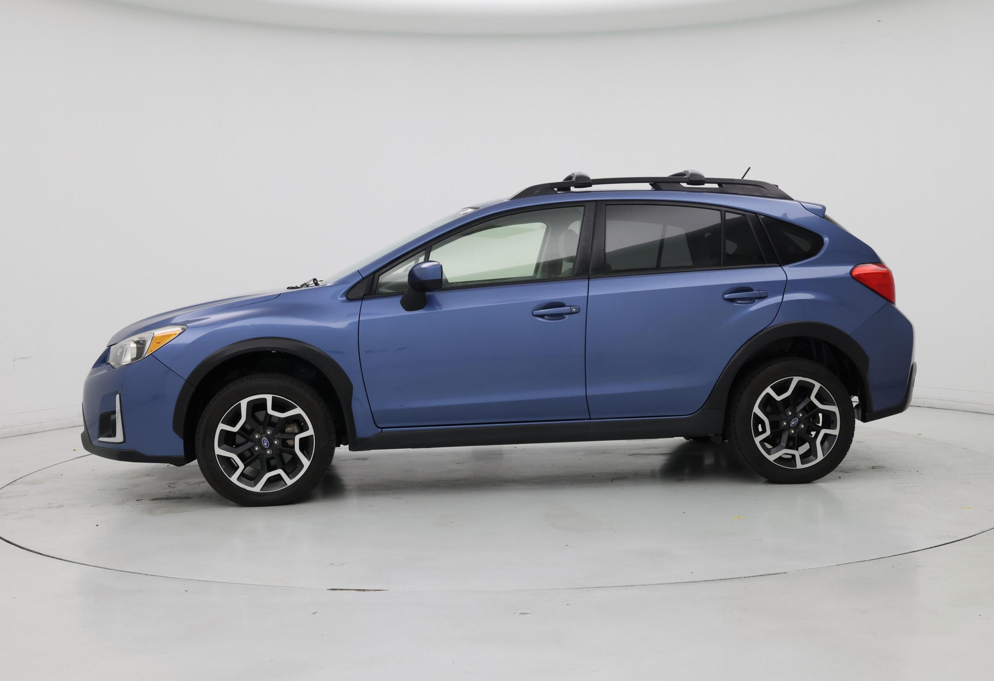 Thumbnail: 2016 Subaru XV Crosstrek - 3