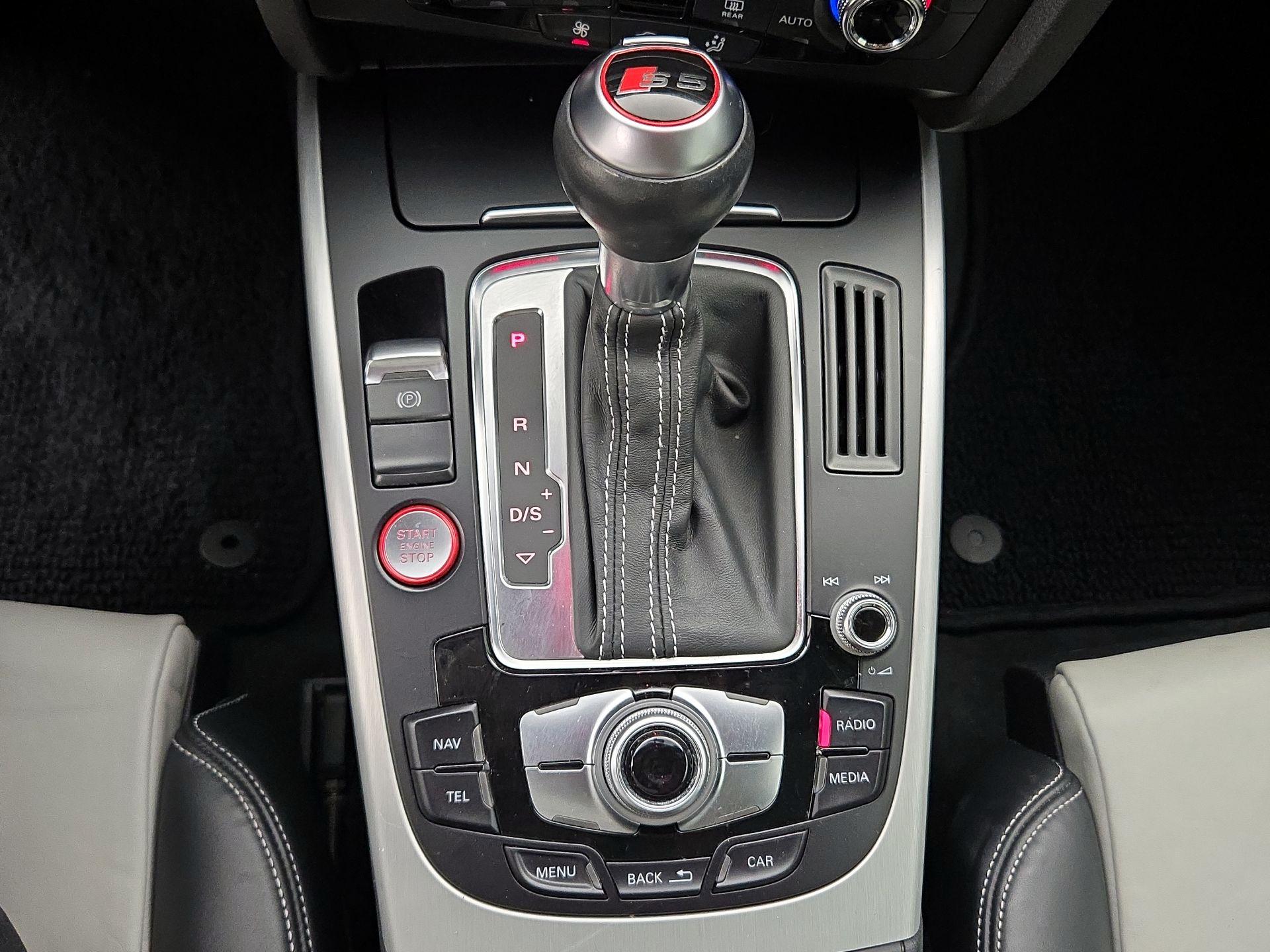 Thumbnail: 2015 Audi S5 - 18