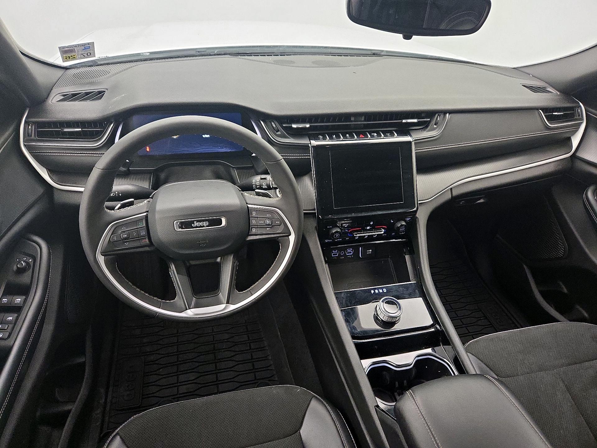 Thumbnail: 2023 Jeep Grand Cherokee L - 9