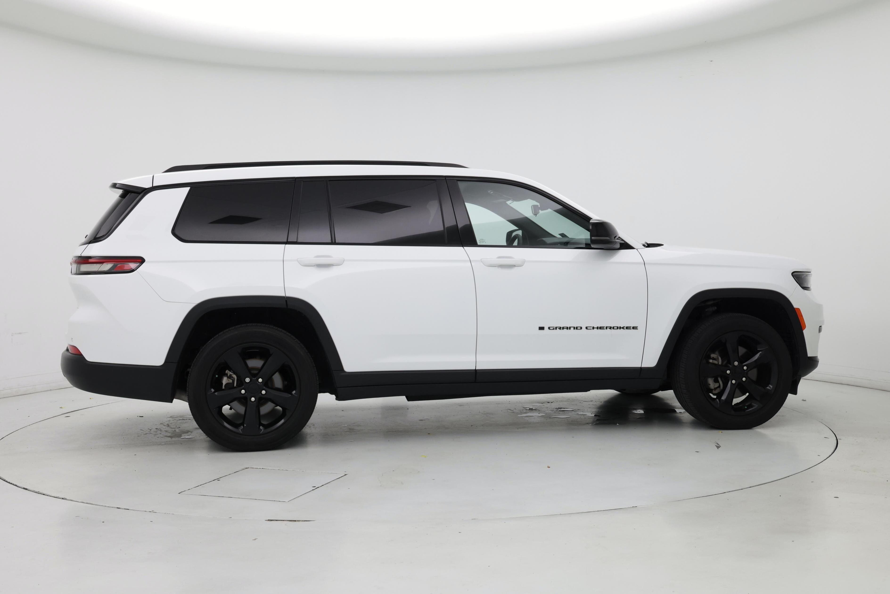 Thumbnail: 2023 Jeep Grand Cherokee L - 7