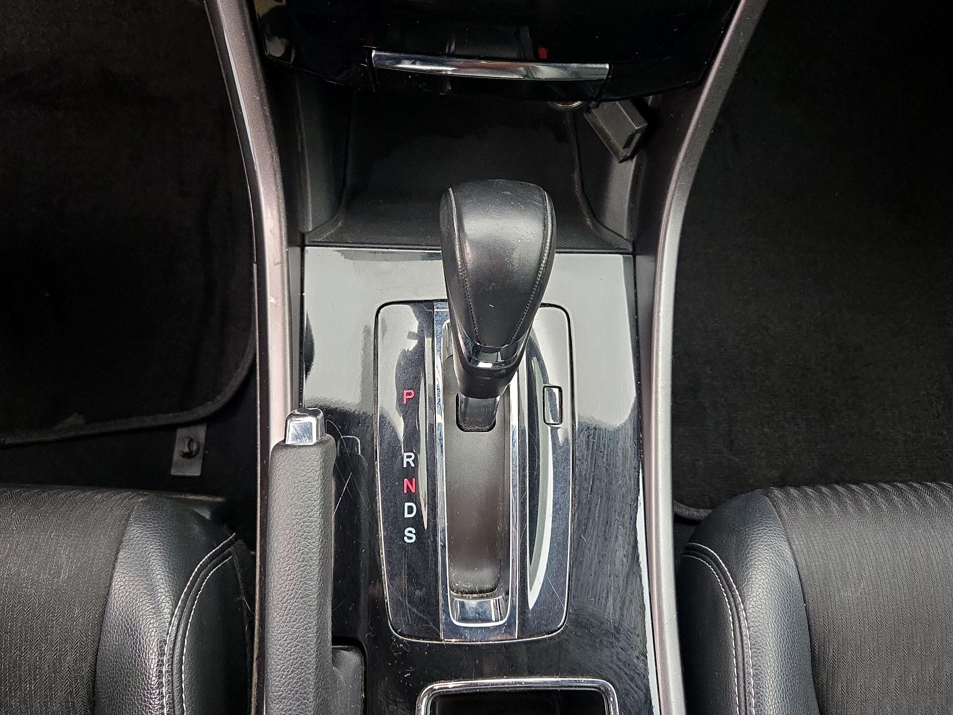 Thumbnail: 2016 Honda Accord - 17