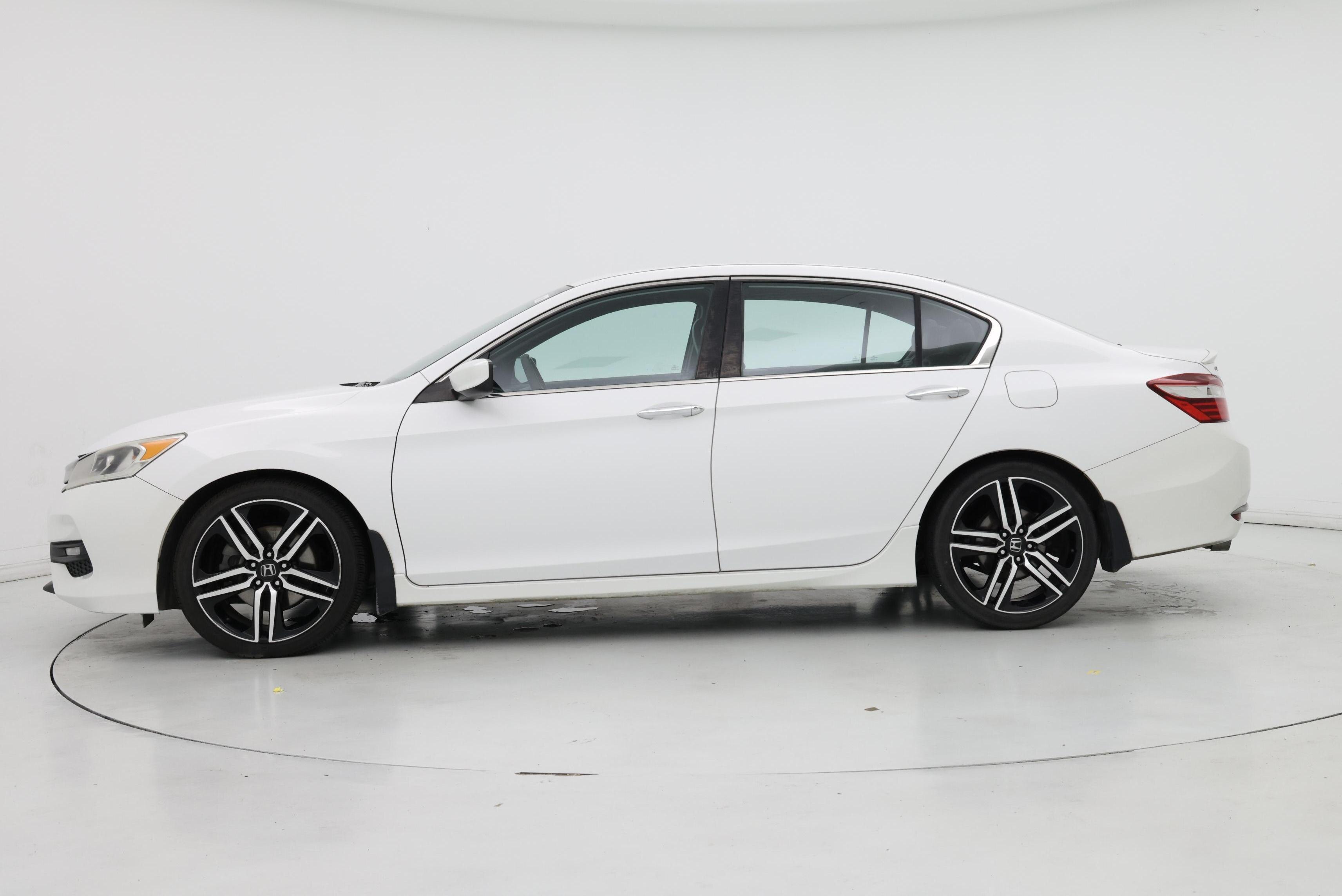 Thumbnail: 2016 Honda Accord - 3