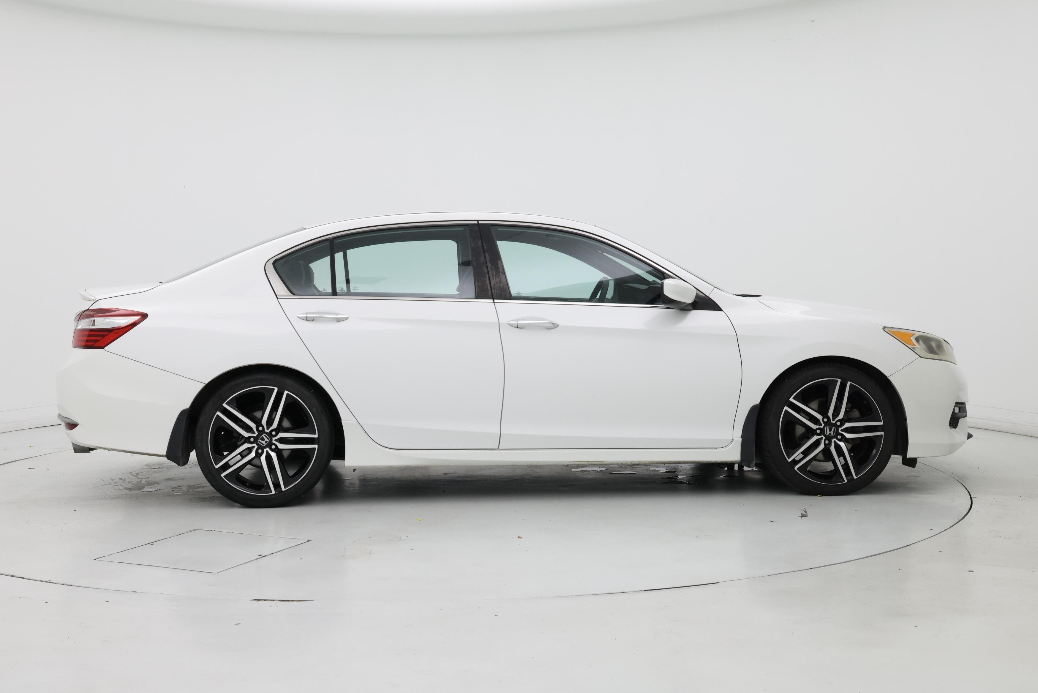 Thumbnail: 2016 Honda Accord - 7