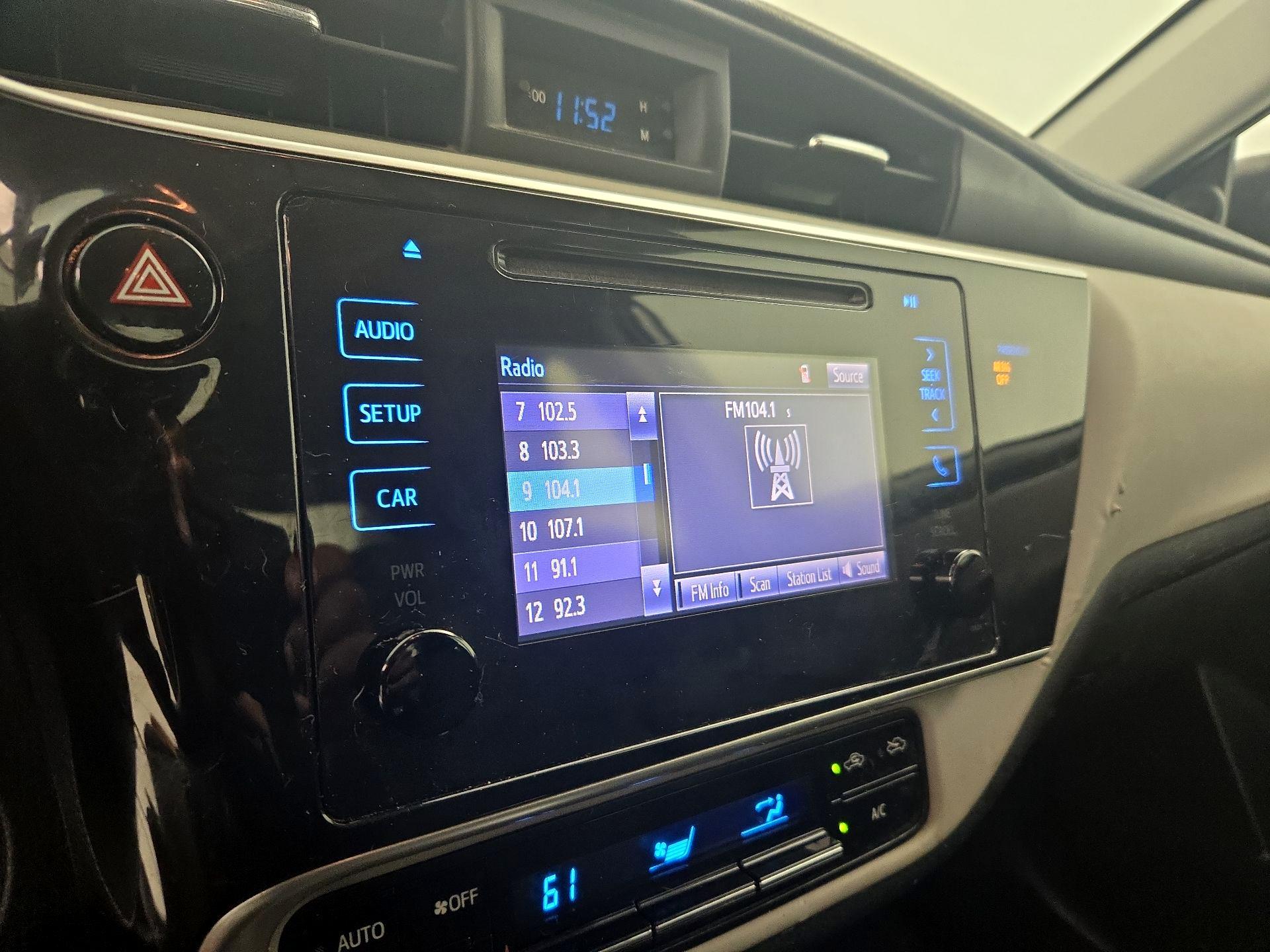 Thumbnail: 2019 Toyota Corolla - 15