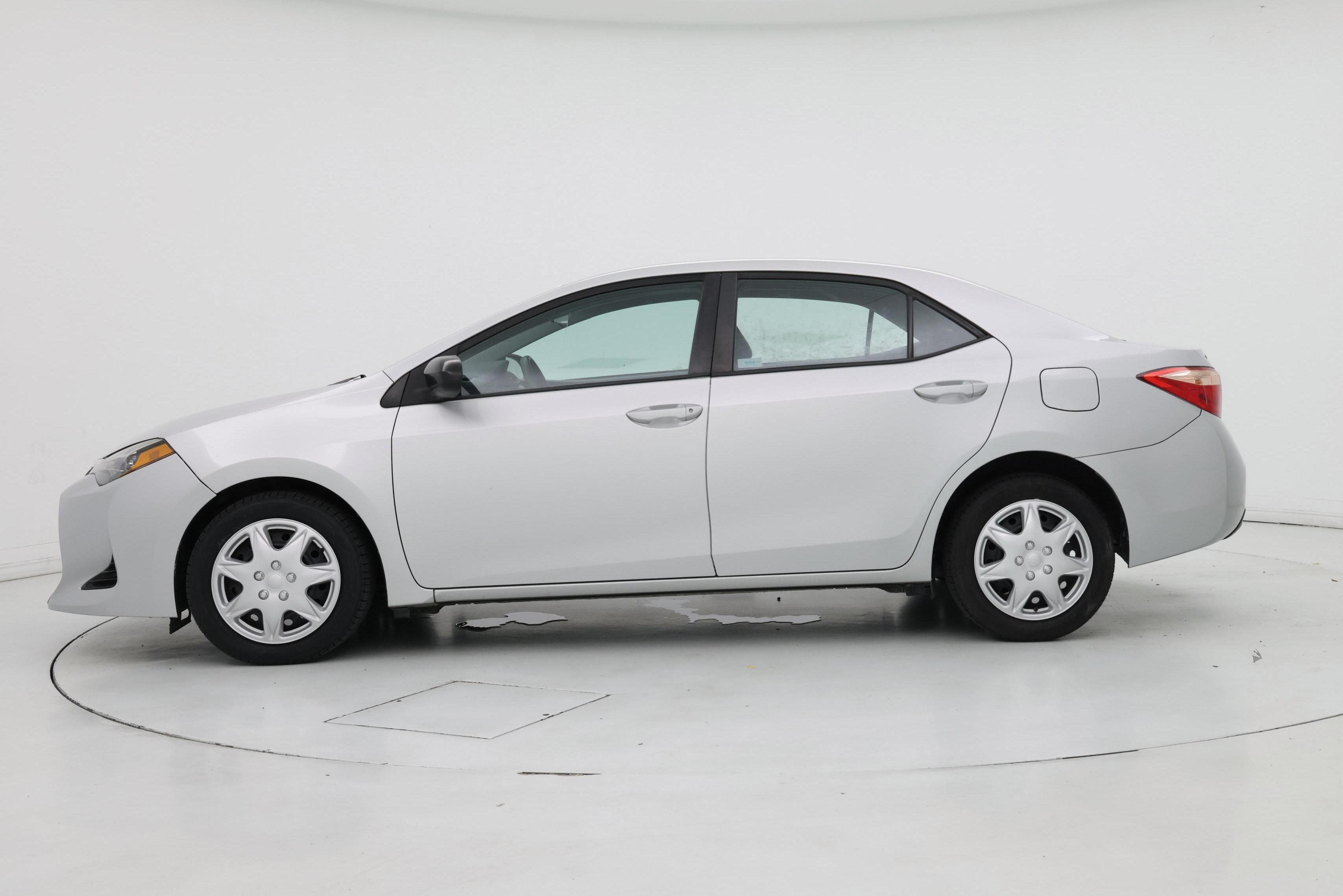 Thumbnail: 2019 Toyota Corolla - 3