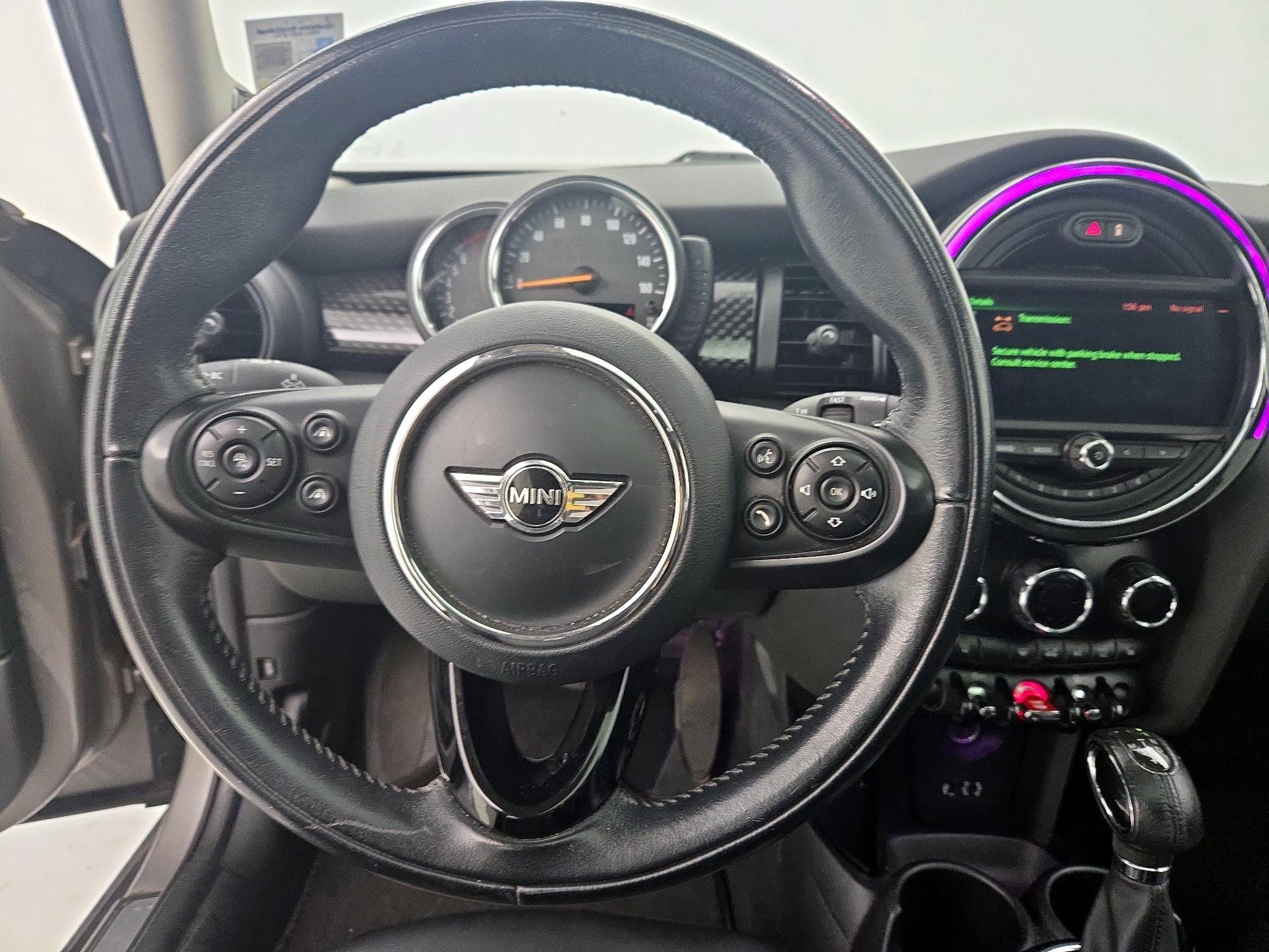 Thumbnail: 2017 MINI Cooper Hardtop - 10