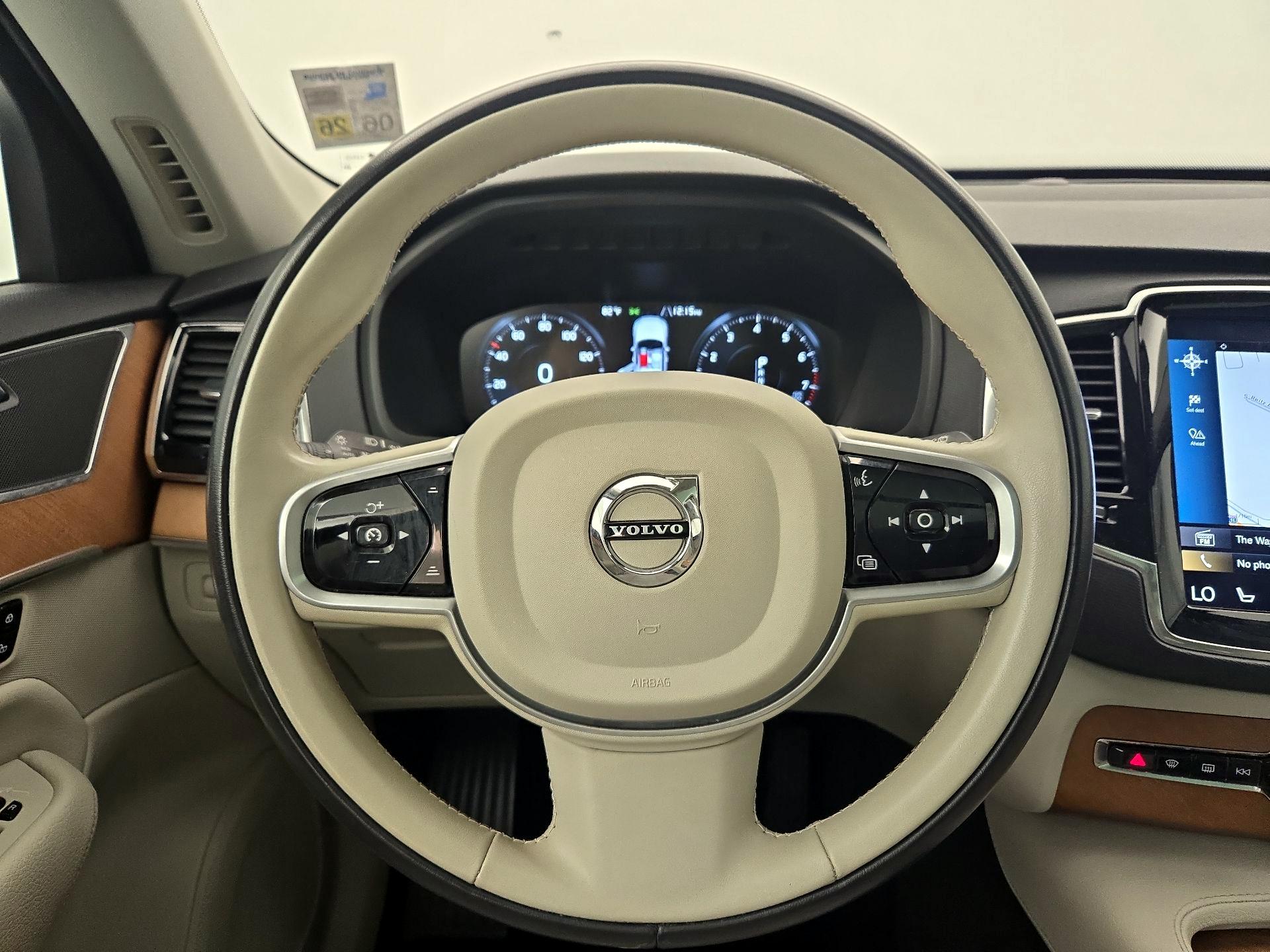 Thumbnail: 2021 Volvo XC90 - 10