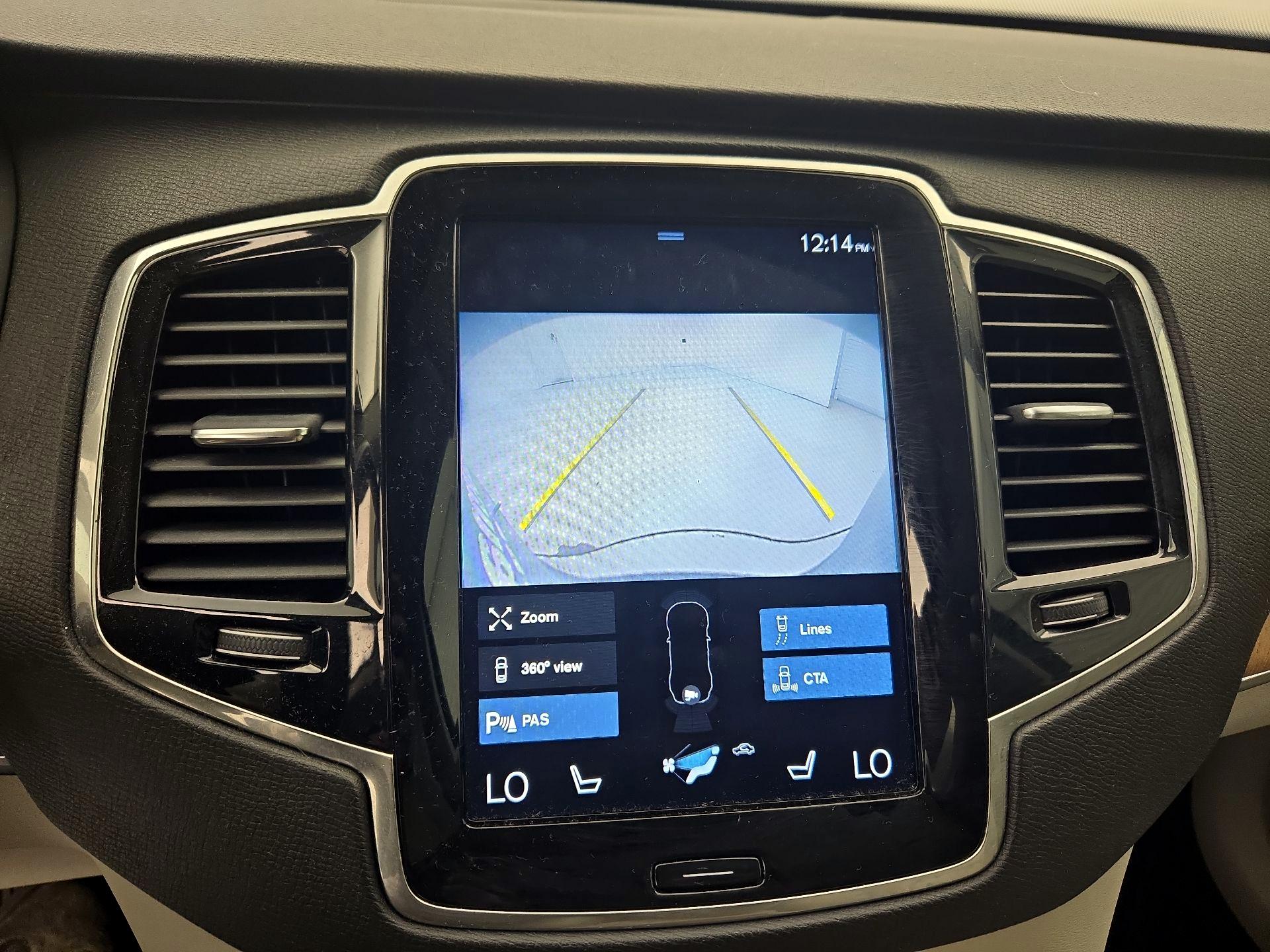 Thumbnail: 2021 Volvo XC90 - 15