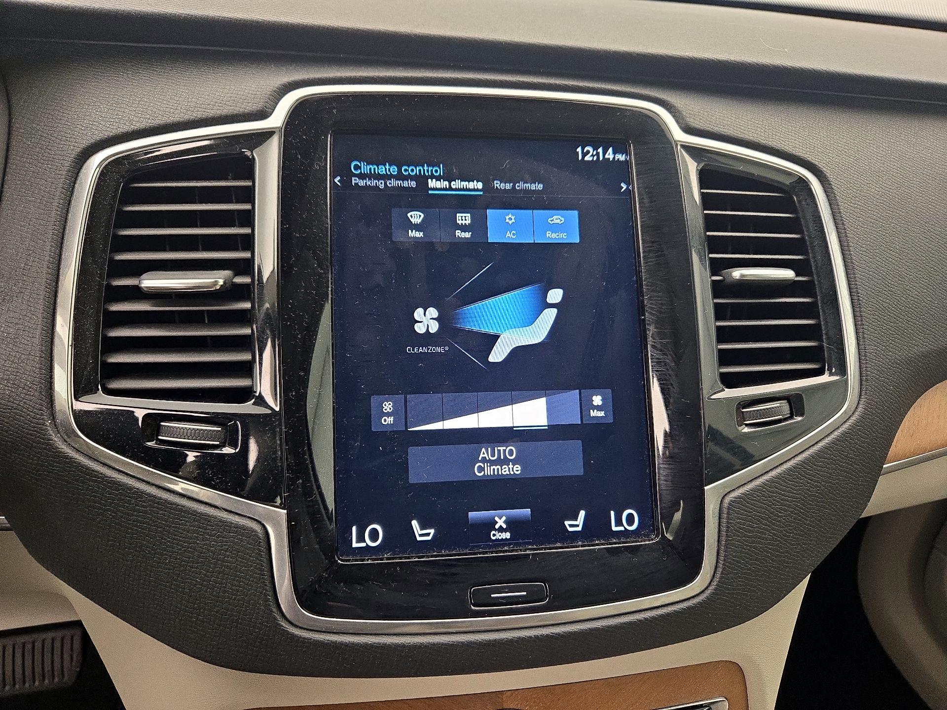 Thumbnail: 2021 Volvo XC90 - 17