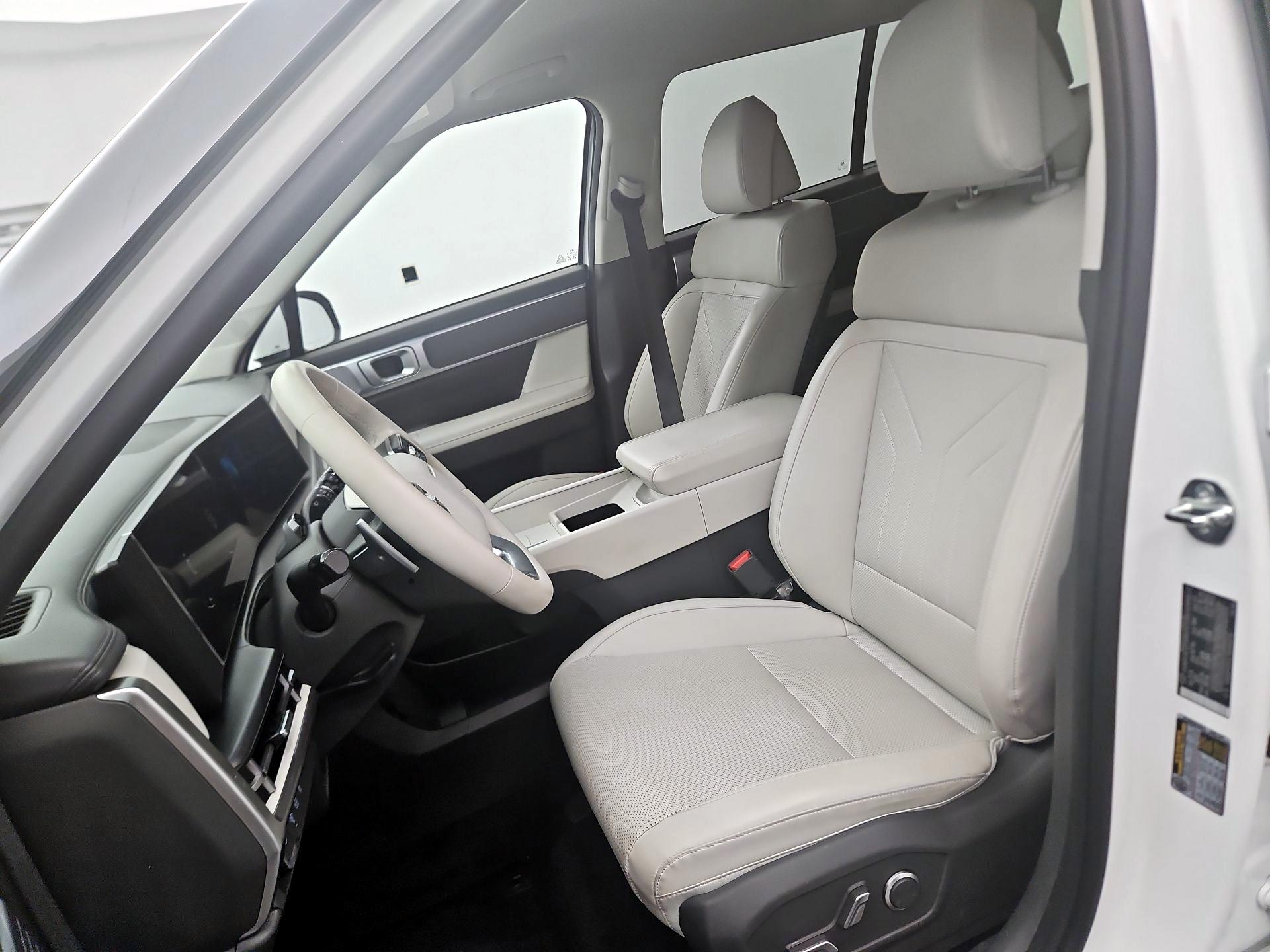 Thumbnail: 2024 Hyundai Santa Fe - 11
