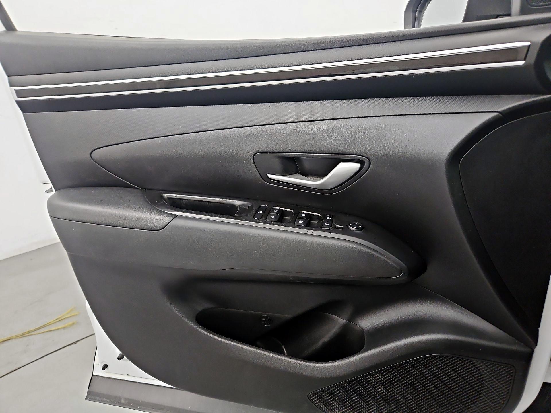 Thumbnail: 2022 Hyundai Santa Cruz - 12