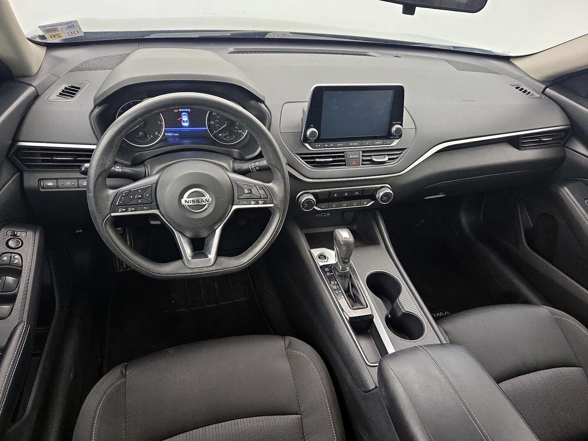 Thumbnail: 2020 Nissan Altima - 9