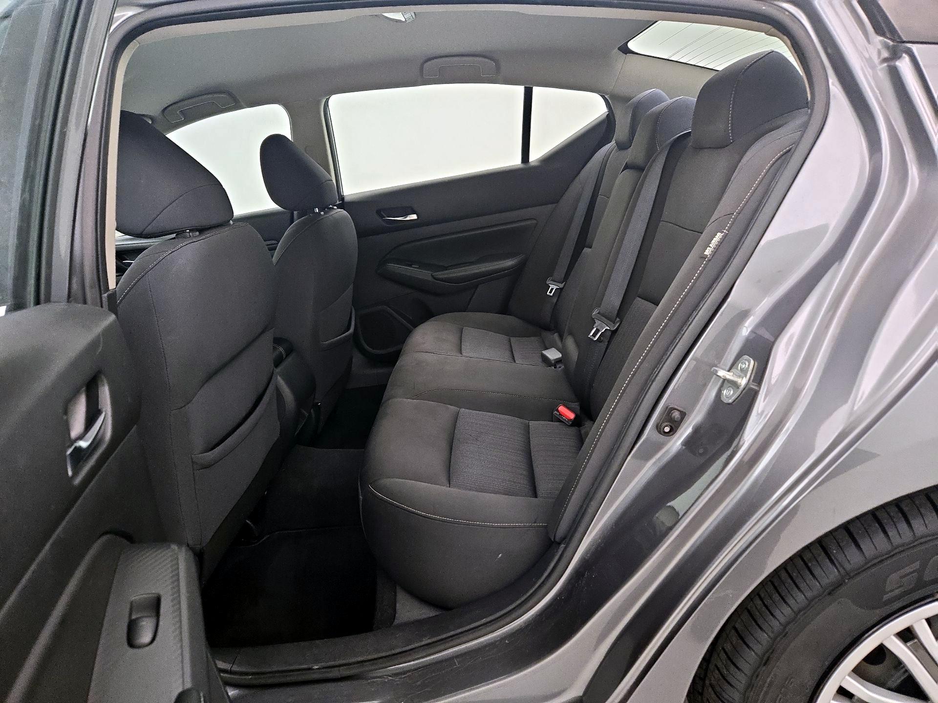 Thumbnail: 2020 Nissan Altima - 19