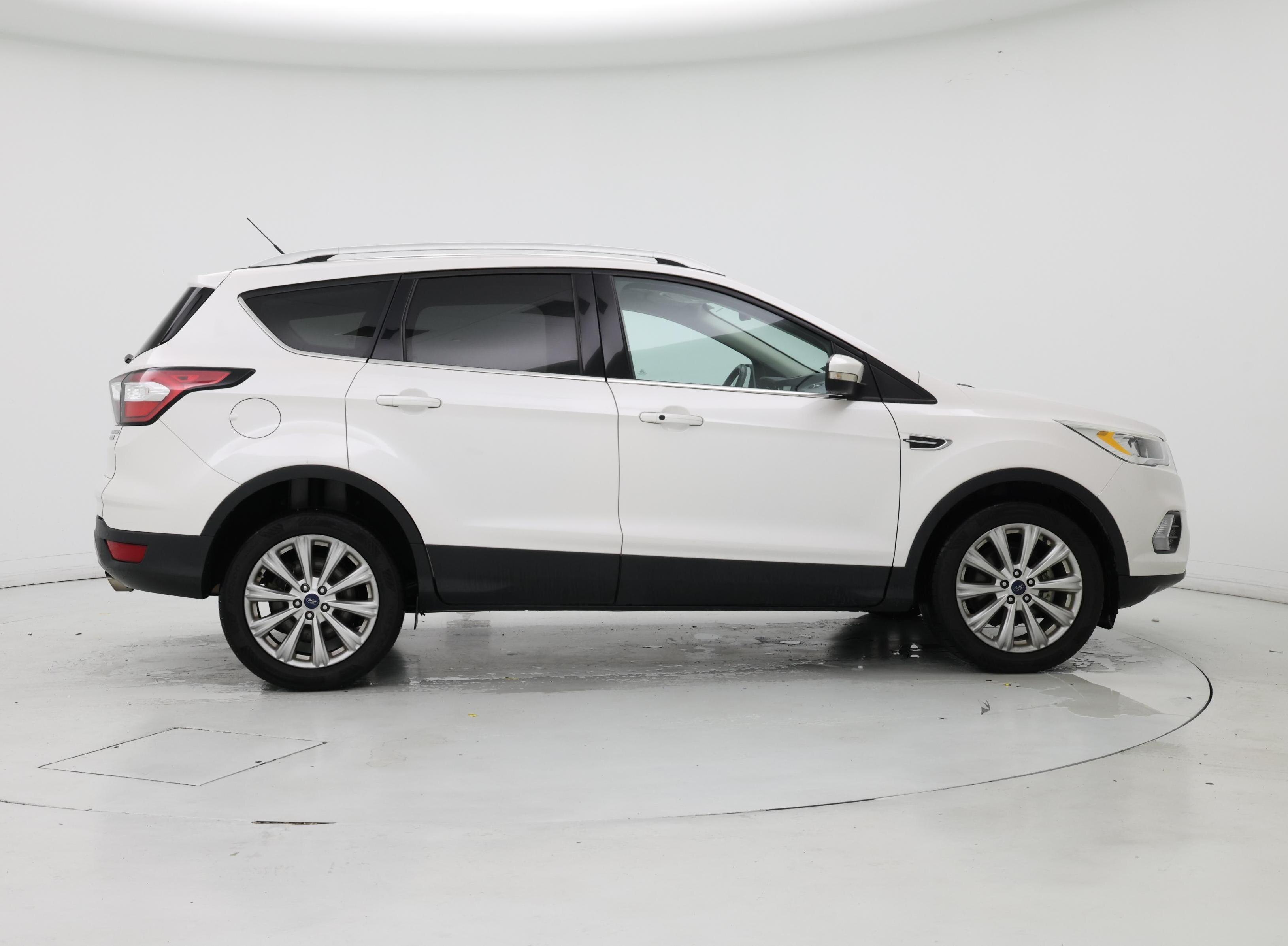 Thumbnail: 2017 Ford Escape - 7