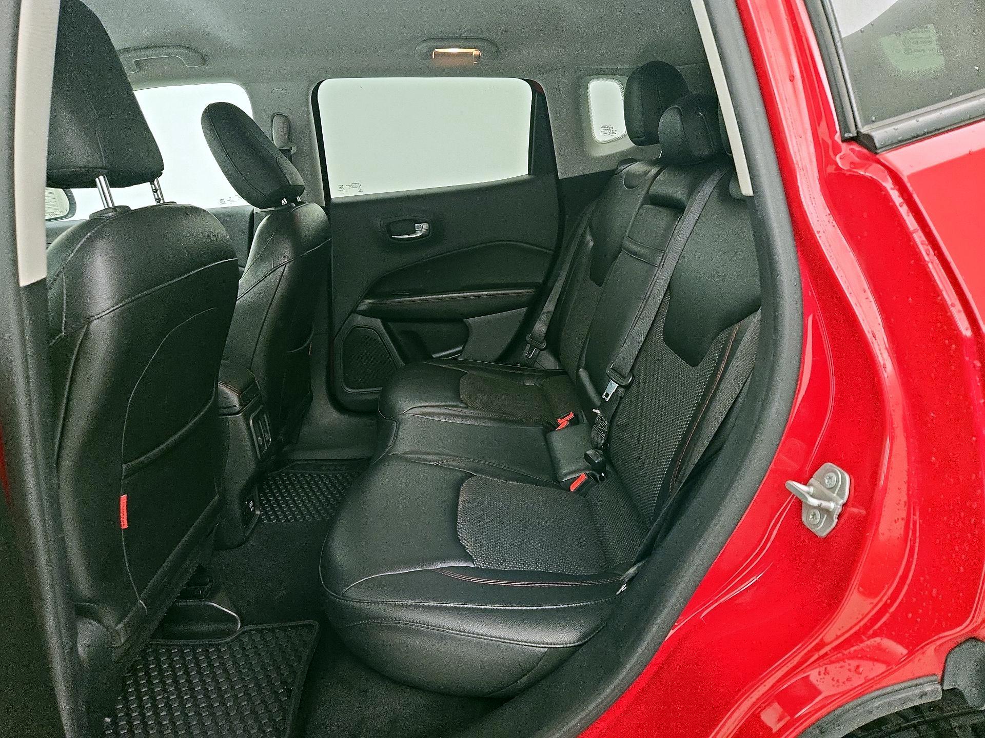 Thumbnail: 2018 Jeep Compass - 19