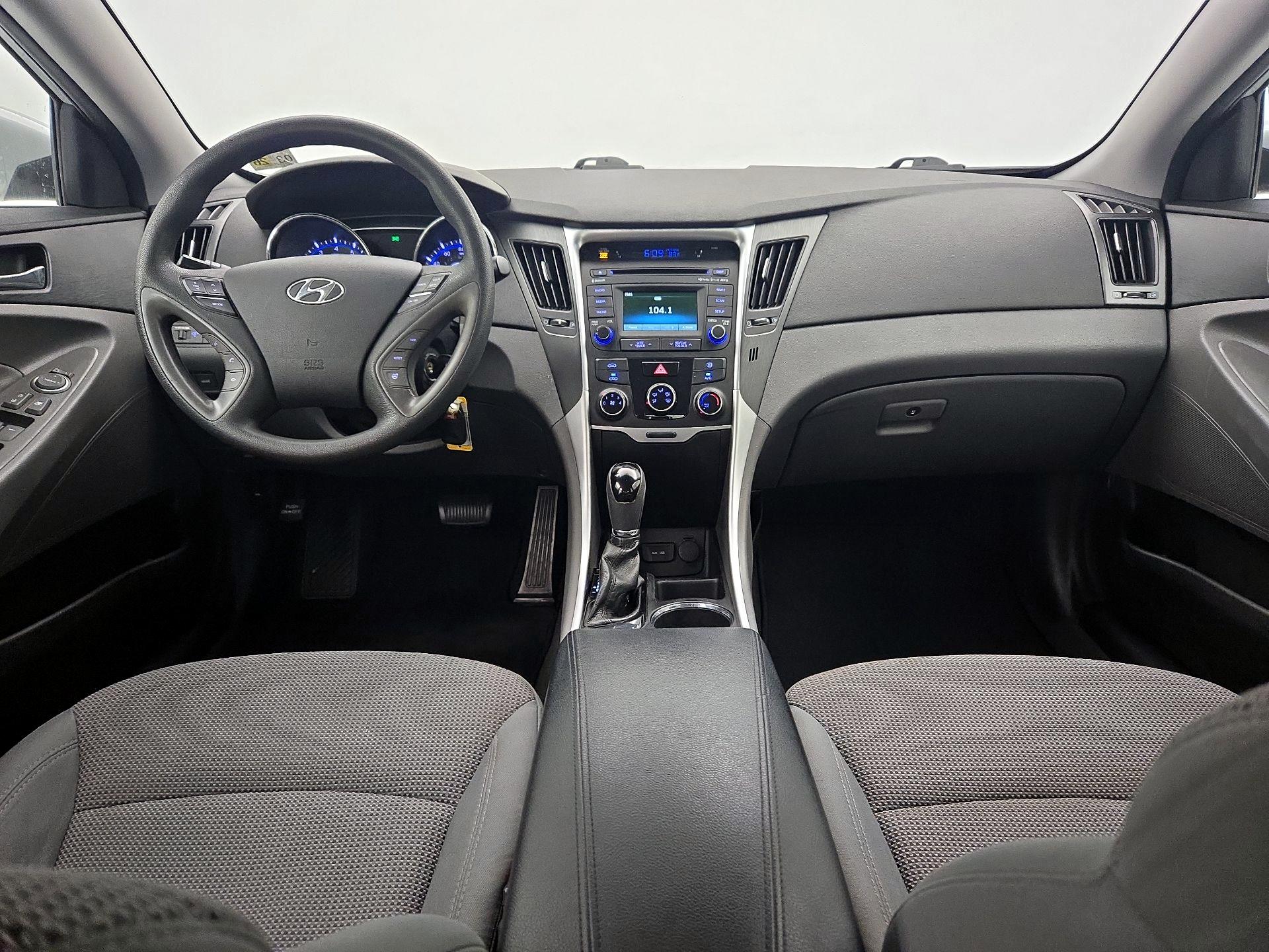 Thumbnail: 2014 Hyundai Sonata - 9