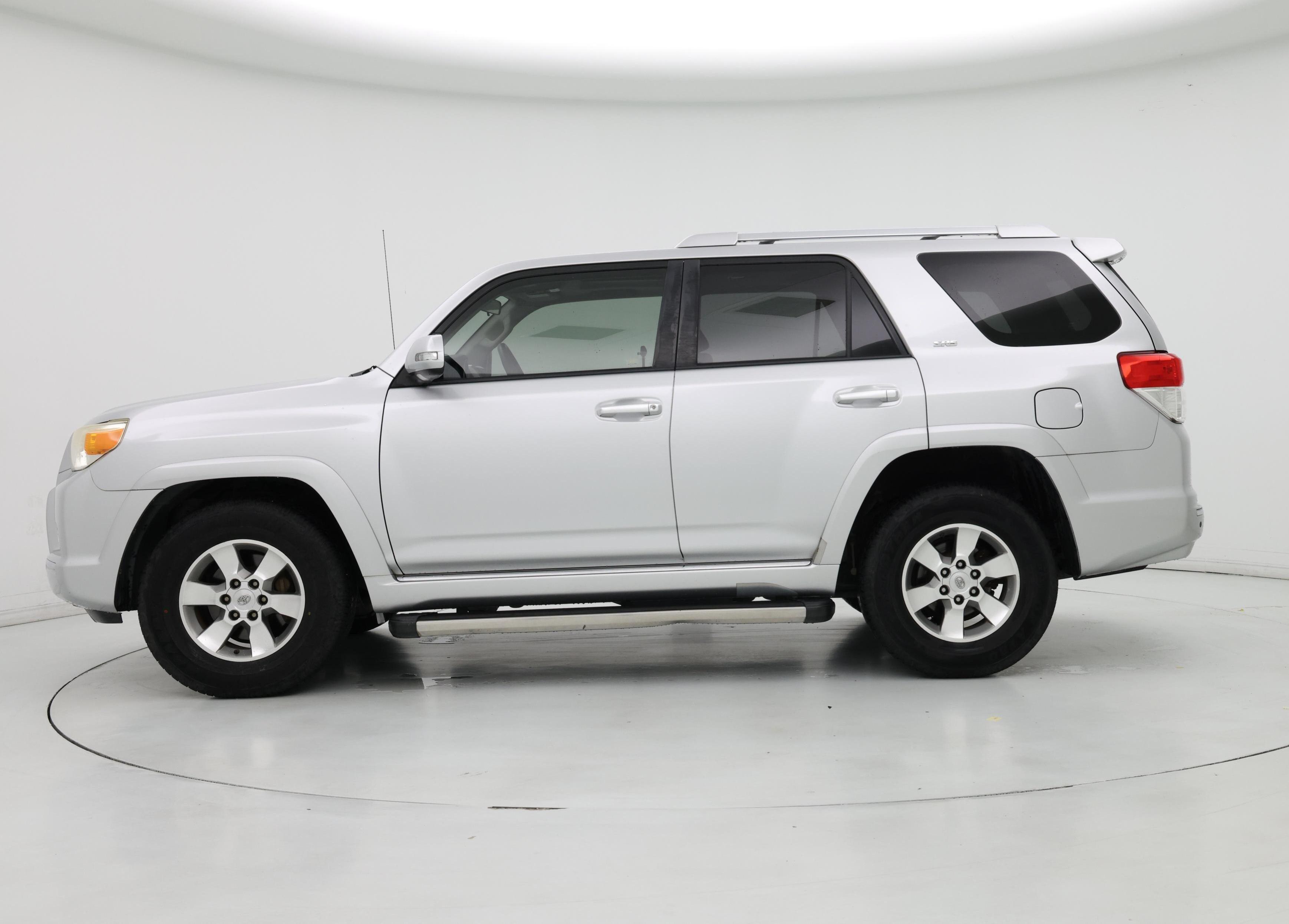 Thumbnail: 2013 Toyota 4Runner - 3