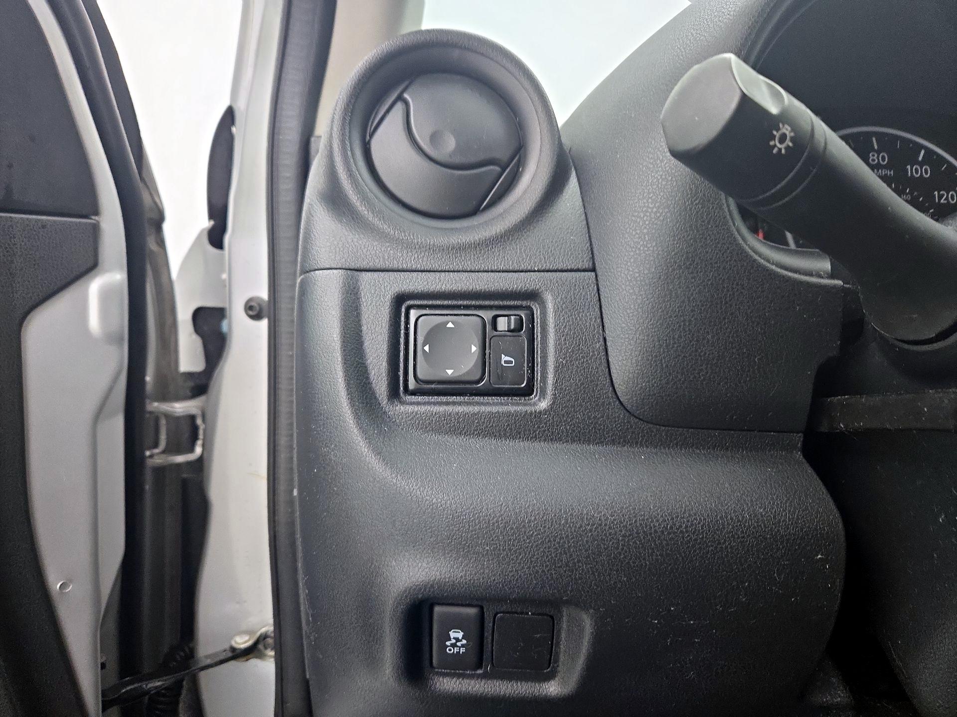 Thumbnail: 2017 Nissan Versa - 13