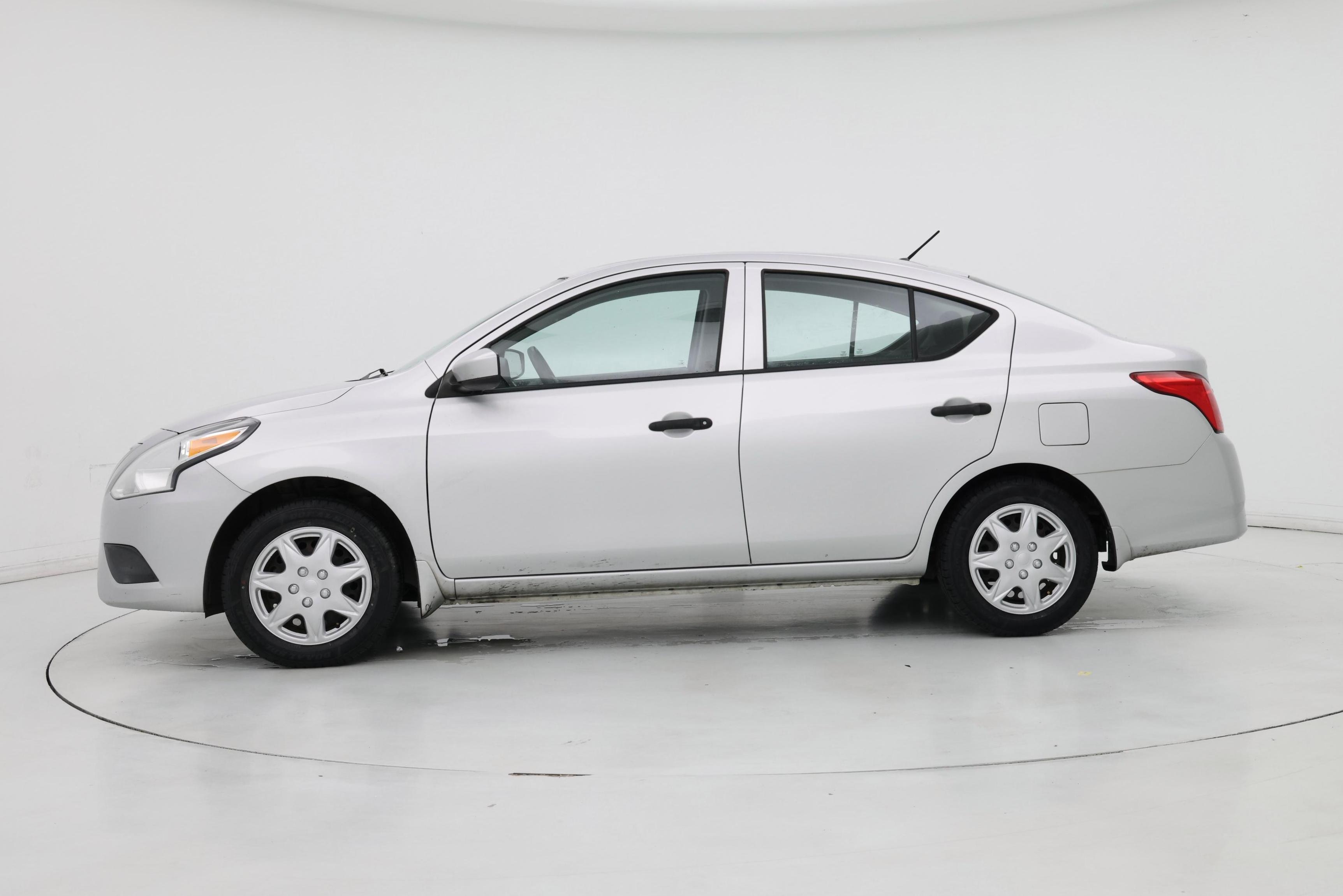 Thumbnail: 2017 Nissan Versa - 3