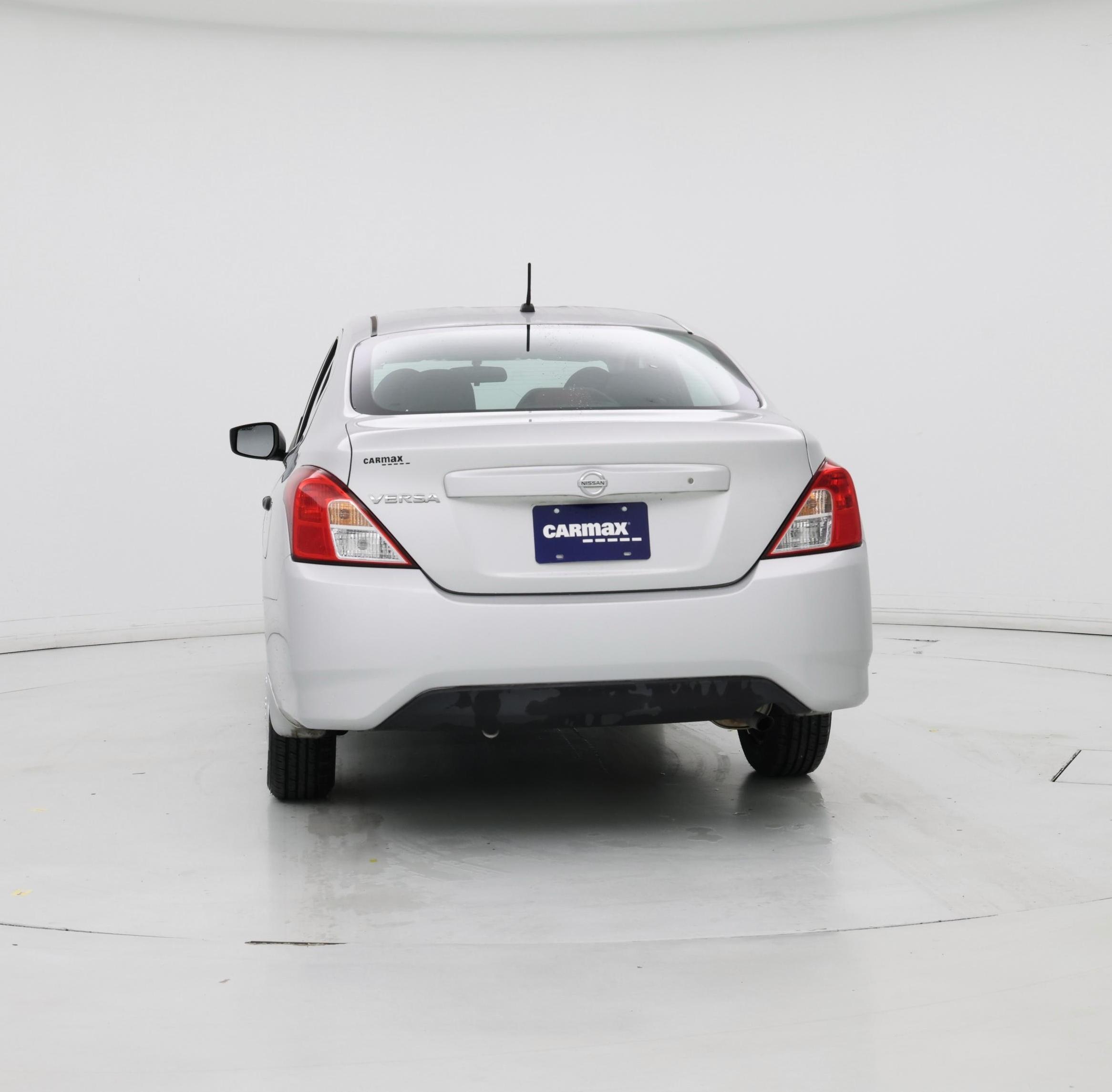 Thumbnail: 2017 Nissan Versa - 6