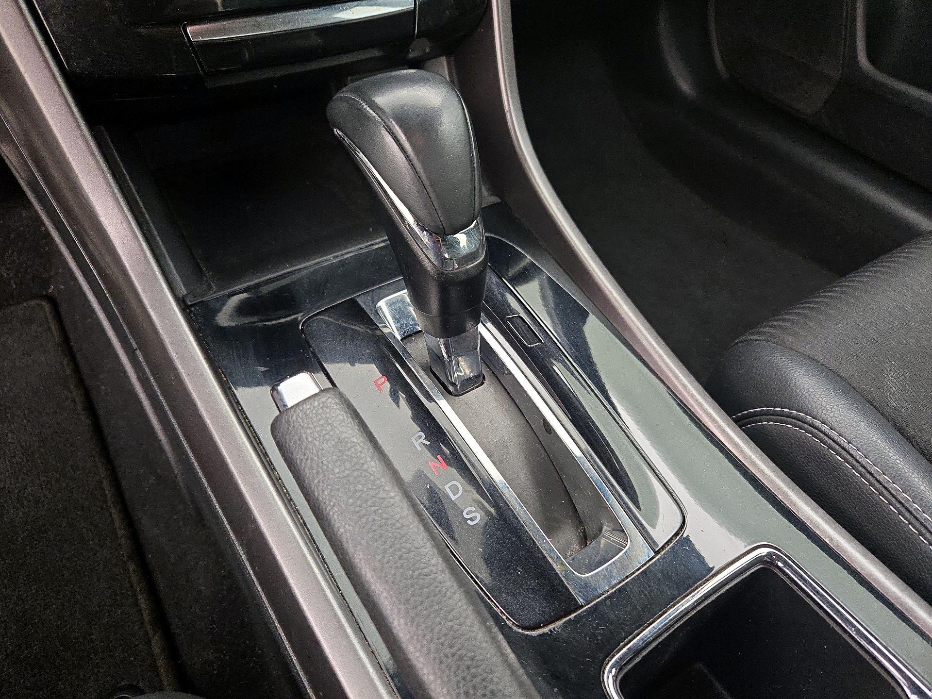Thumbnail: 2016 Honda Accord - 17