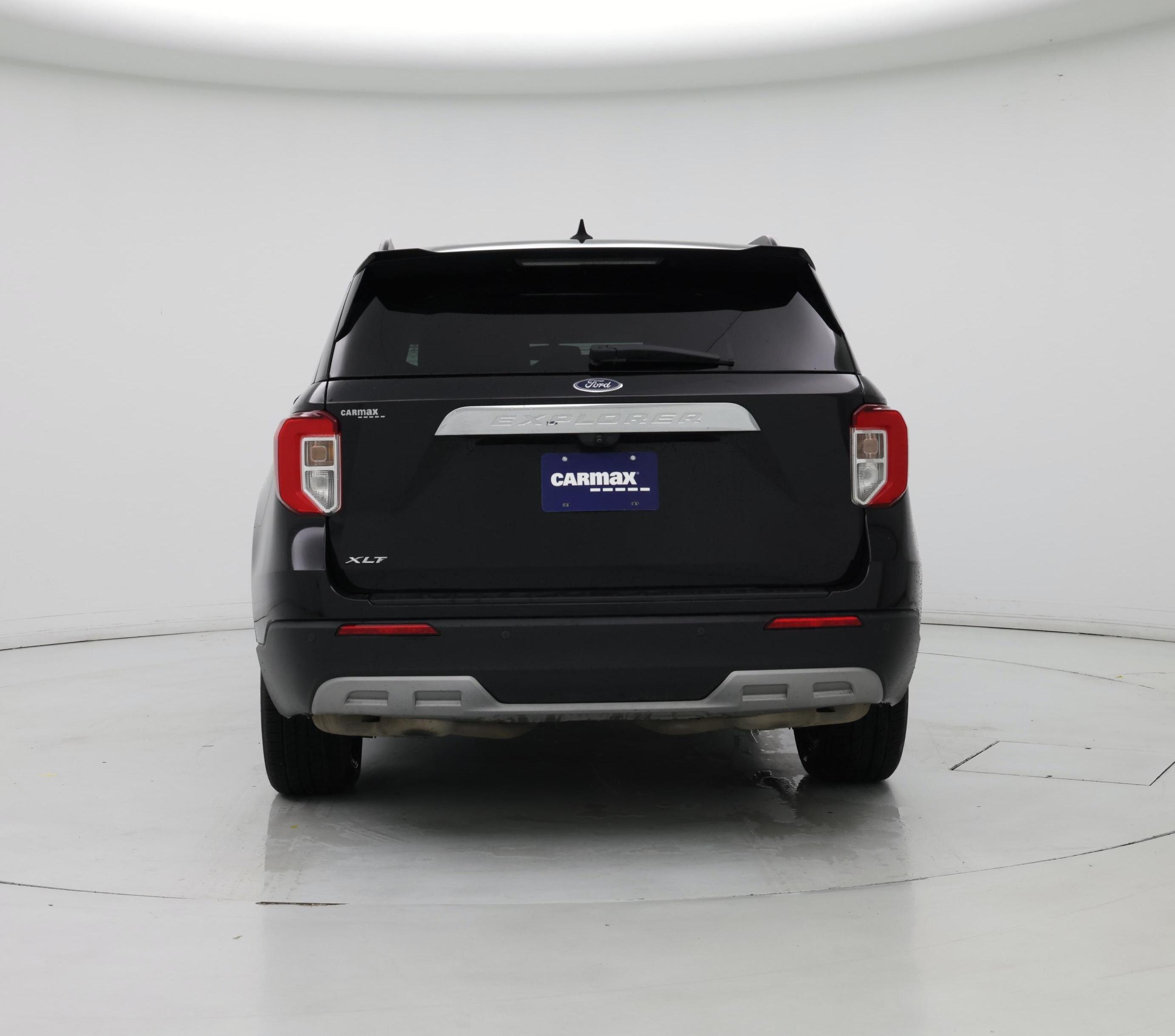 Thumbnail: 2022 Ford Explorer - 6
