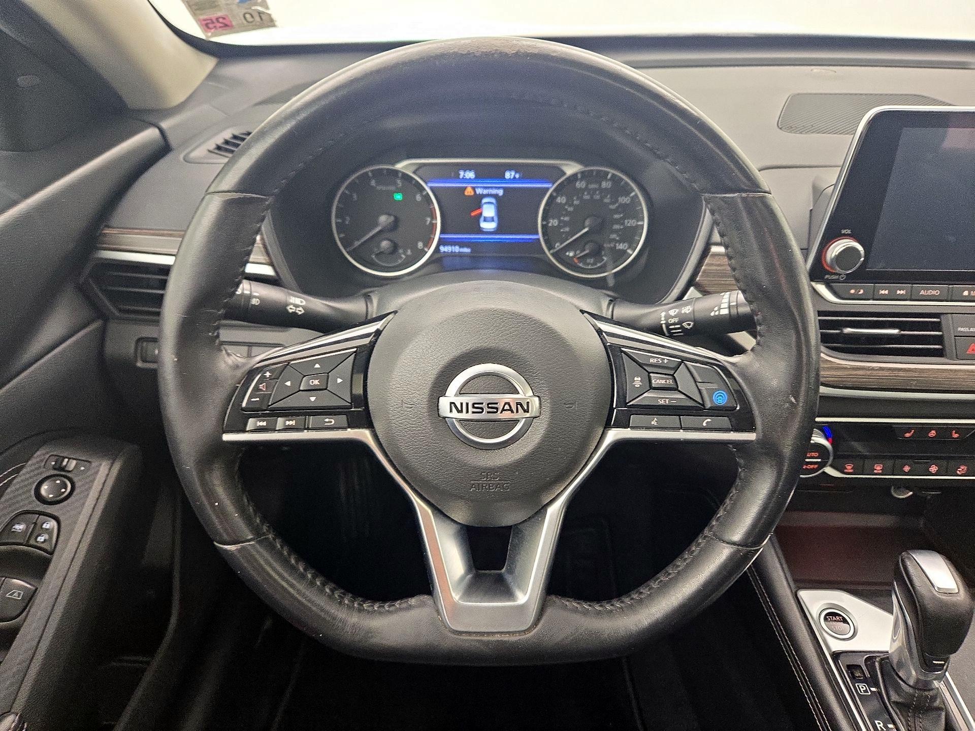 Thumbnail: 2019 Nissan Altima - 10