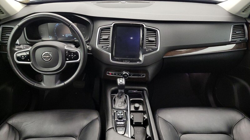 2019 Volvo XC90 T5 Momentum 9