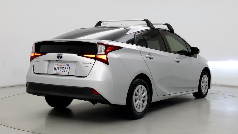 2022 Toyota Prius L Eco 8