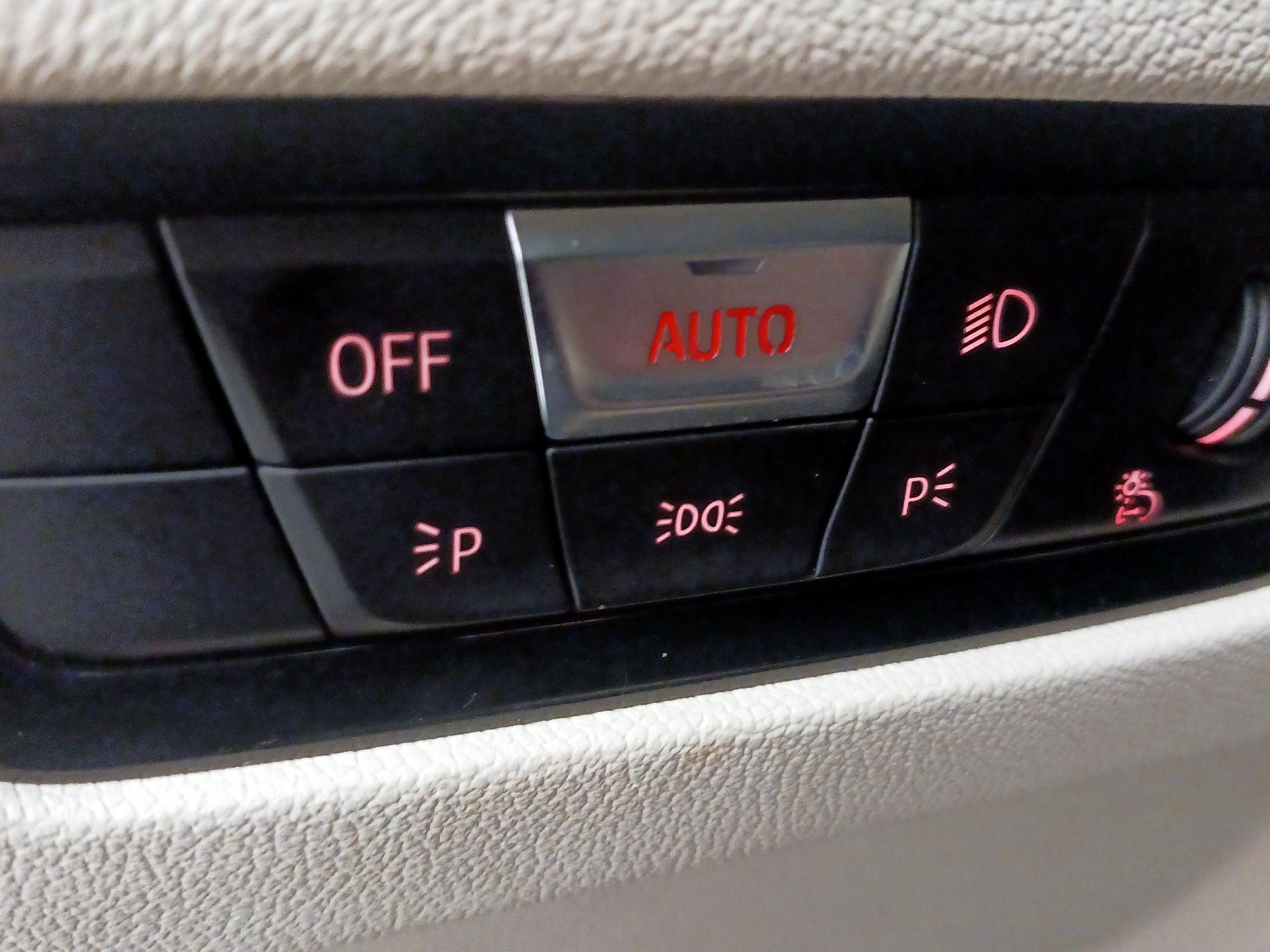 Thumbnail: 2022 BMW 3 Series - 13