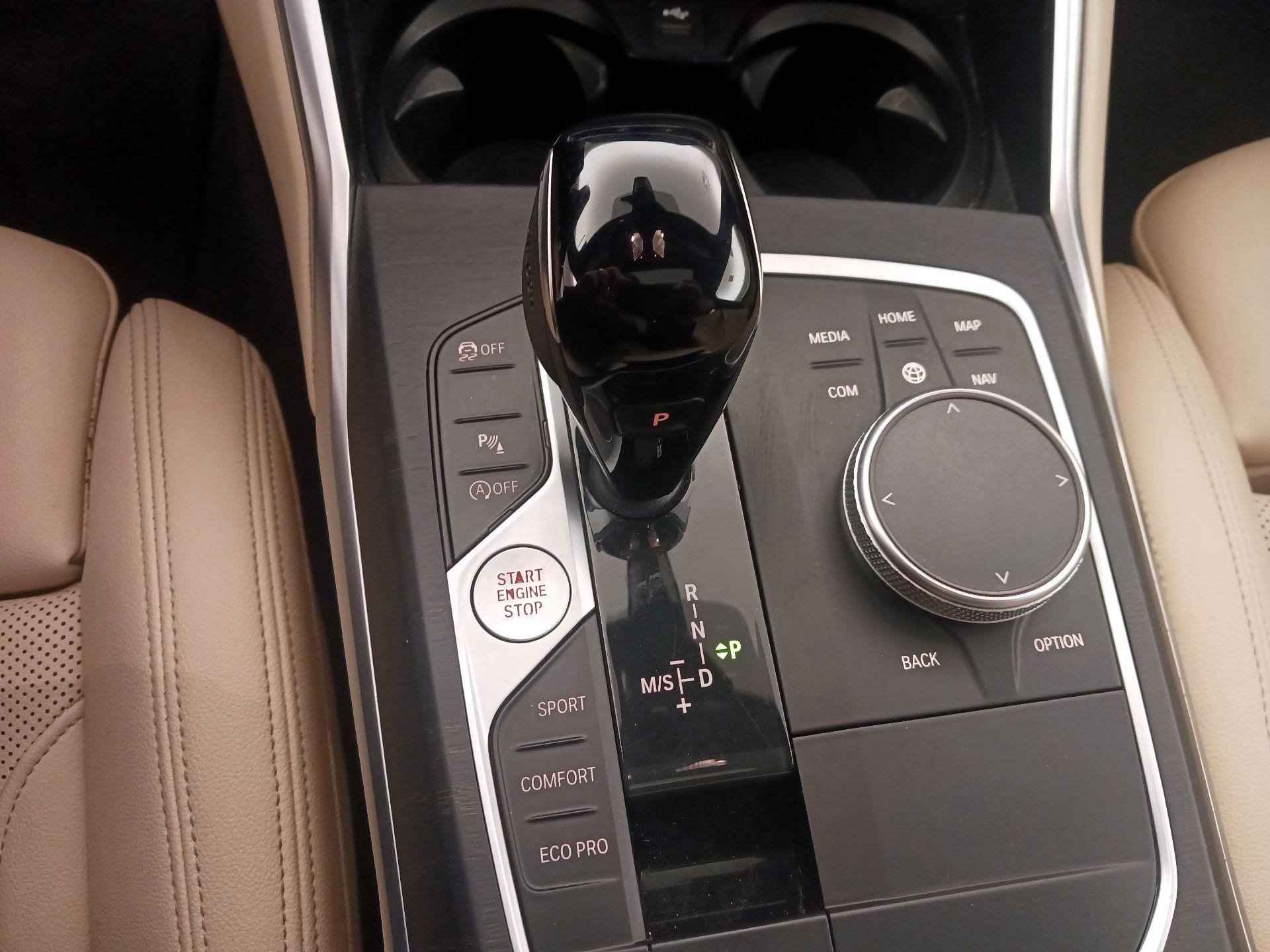 Thumbnail: 2022 BMW 3 Series - 18