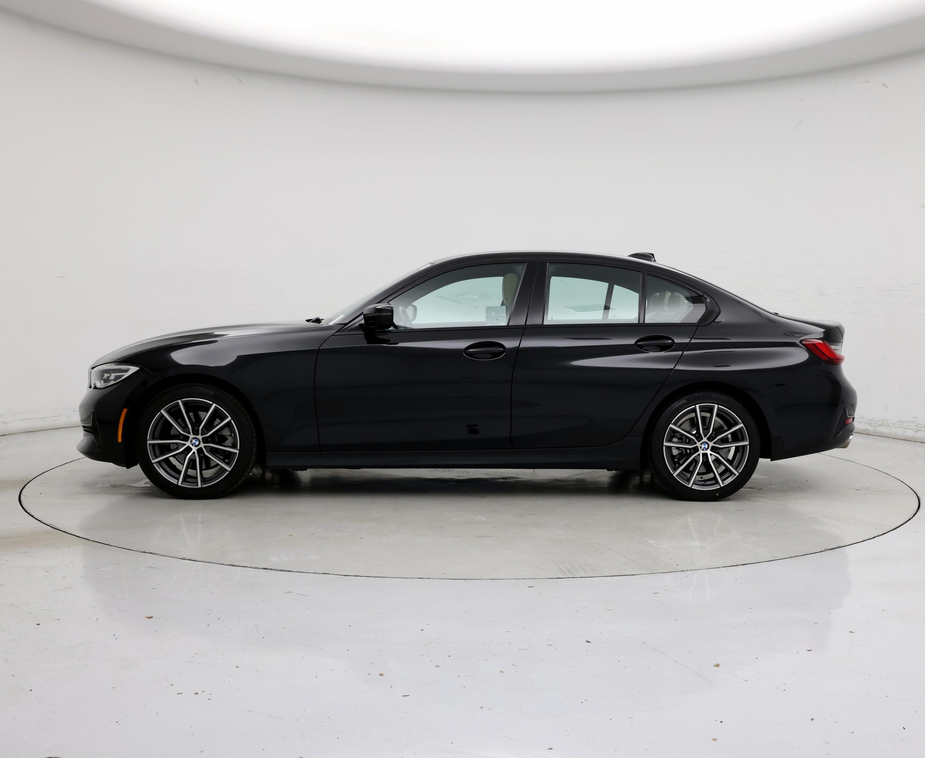 Thumbnail: 2022 BMW 3 Series - 3