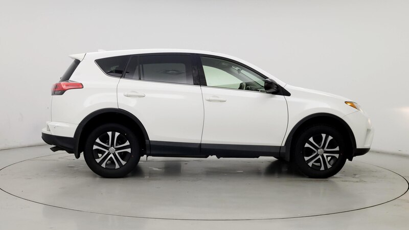 2017 Toyota RAV4 LE 7