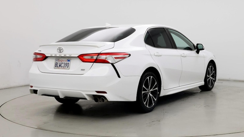 2019 Toyota Camry SE 8