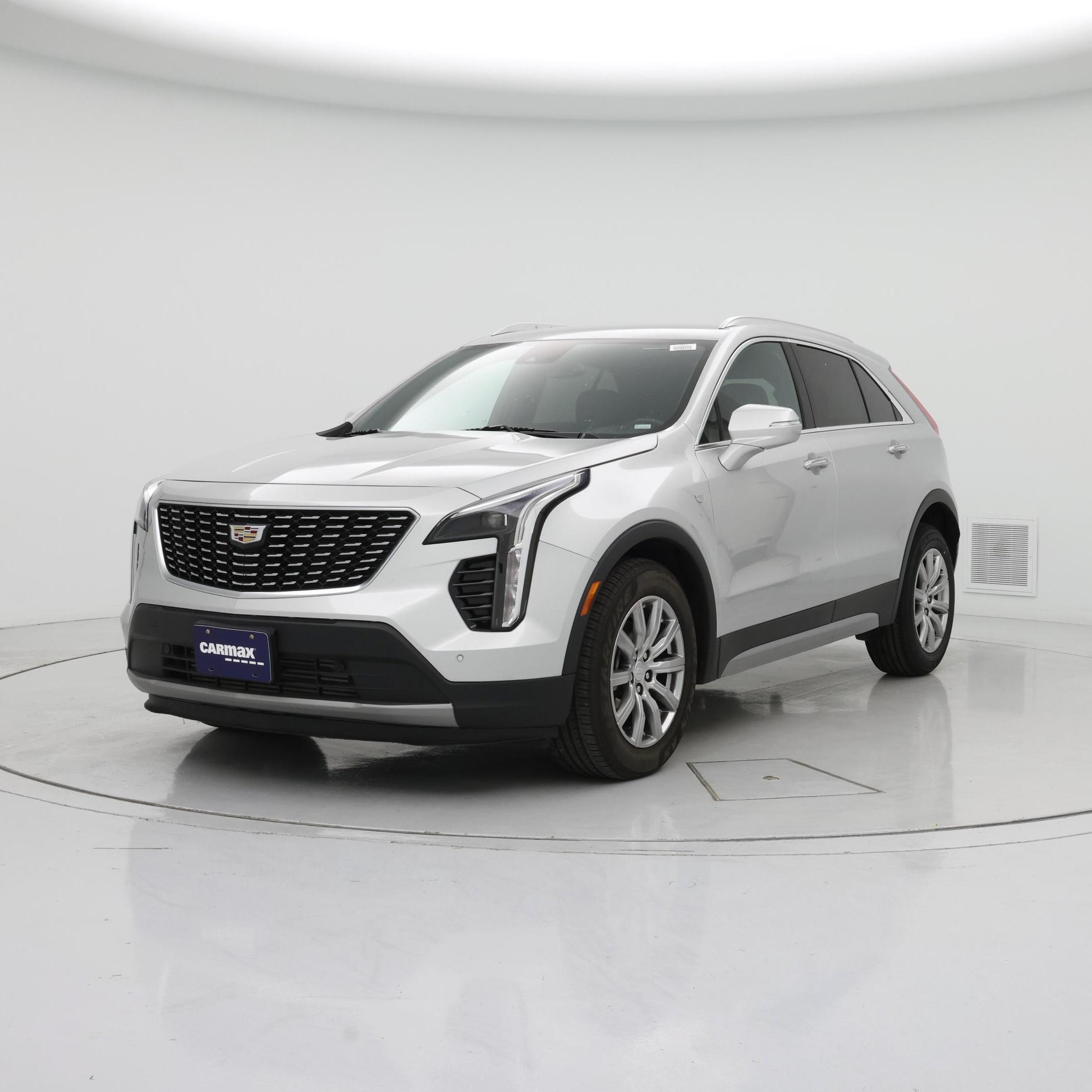 Thumbnail: 2022 Cadillac XT4 - 4