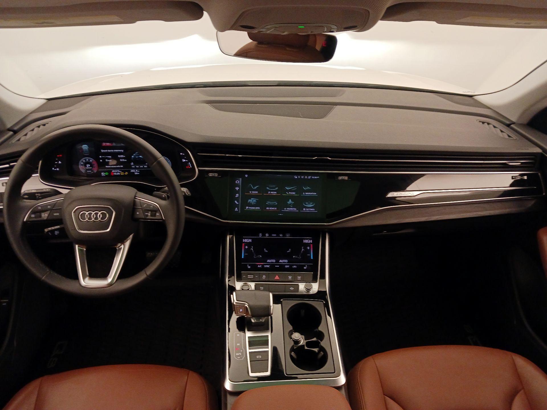 Thumbnail: 2022 Audi Q8 - 9