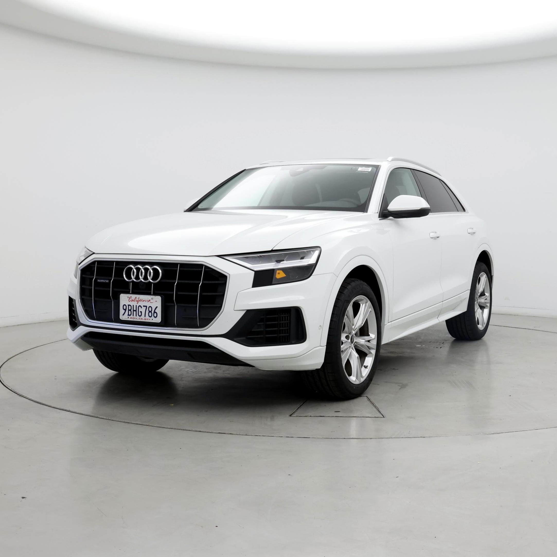Thumbnail: 2022 Audi Q8 - 4