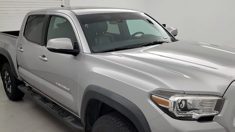 2019 Toyota Tacoma TRD Off-Road Hero Image