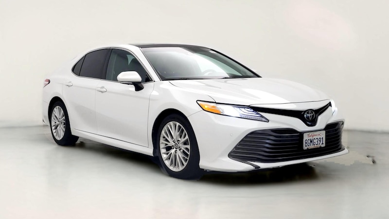 2018 Toyota Camry XLE Hero Image