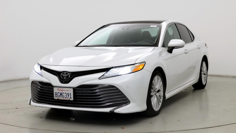 2018 Toyota Camry XLE 4