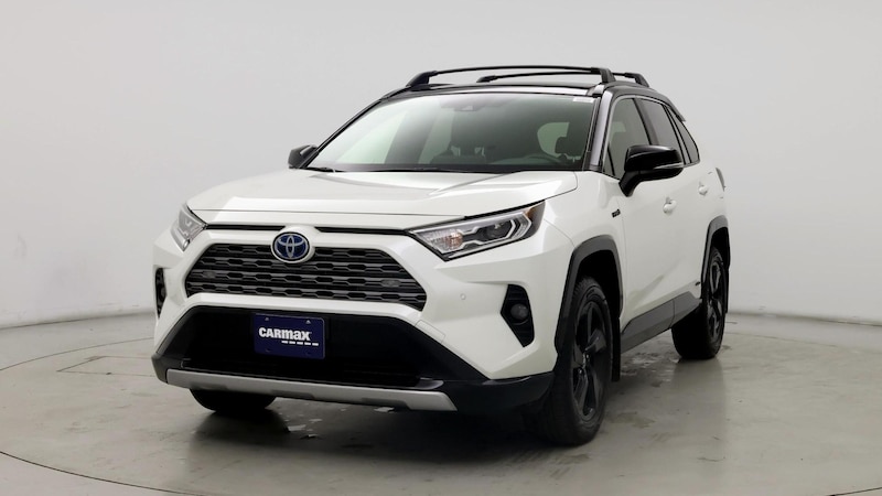 2020 Toyota RAV4 XSE 4